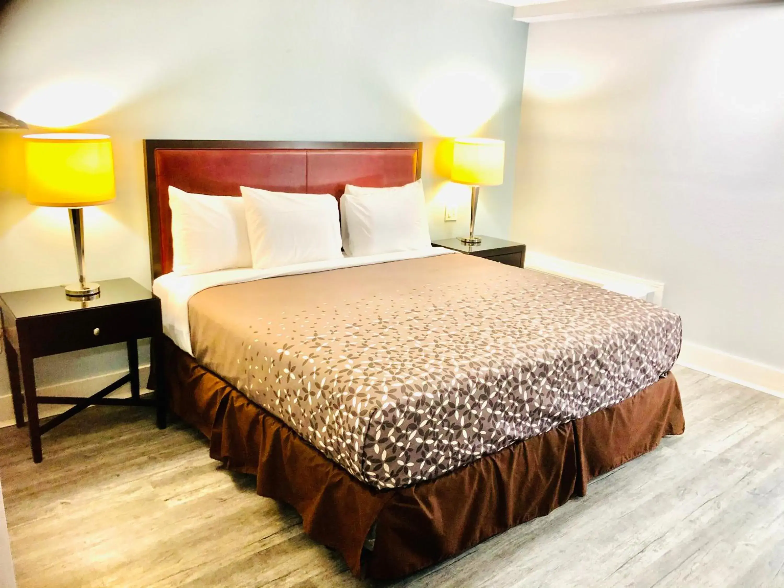 Bed in Best Comfort Inn Montgomery Southwest