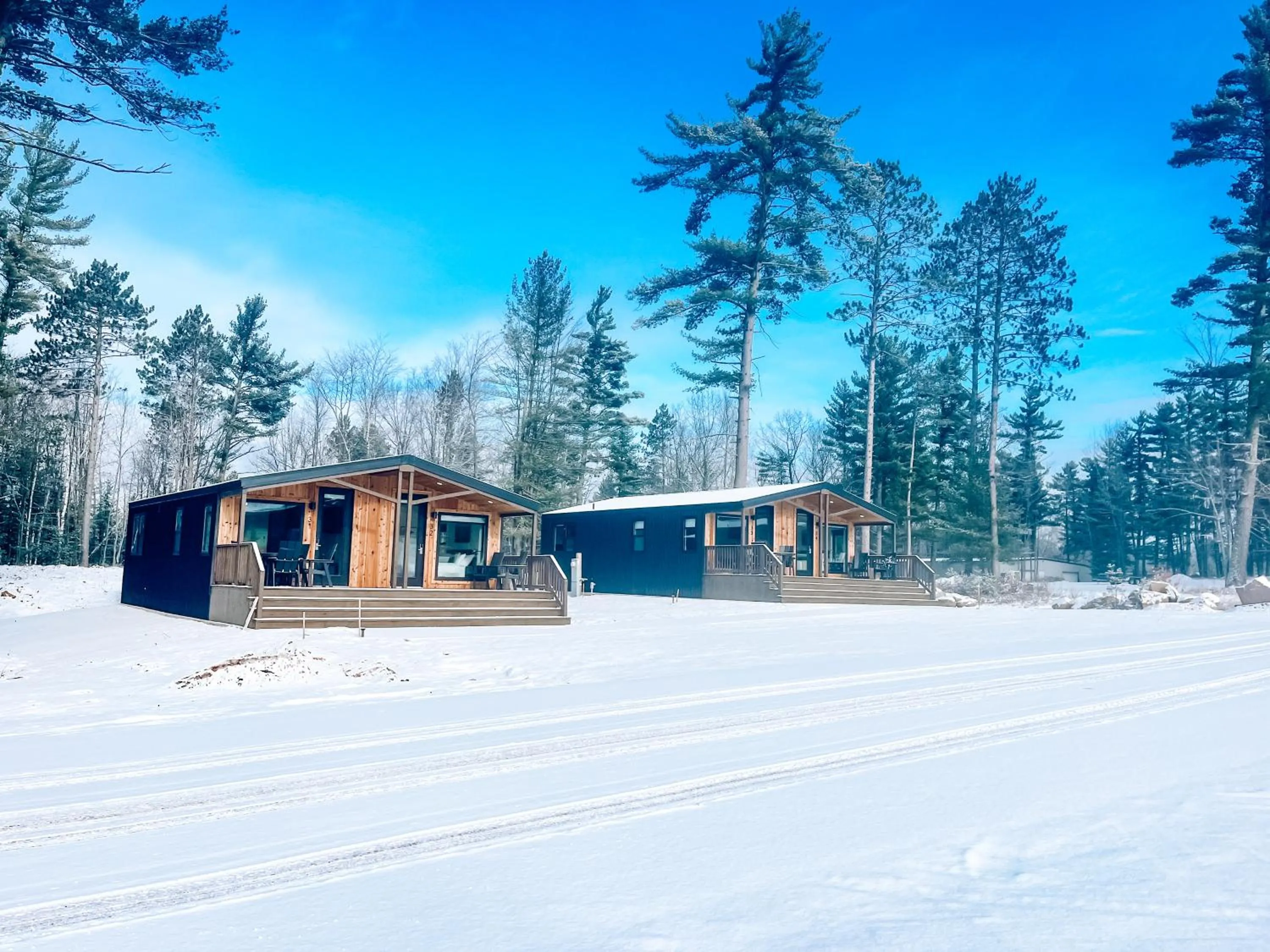 Property building in Pine Mountain Resort