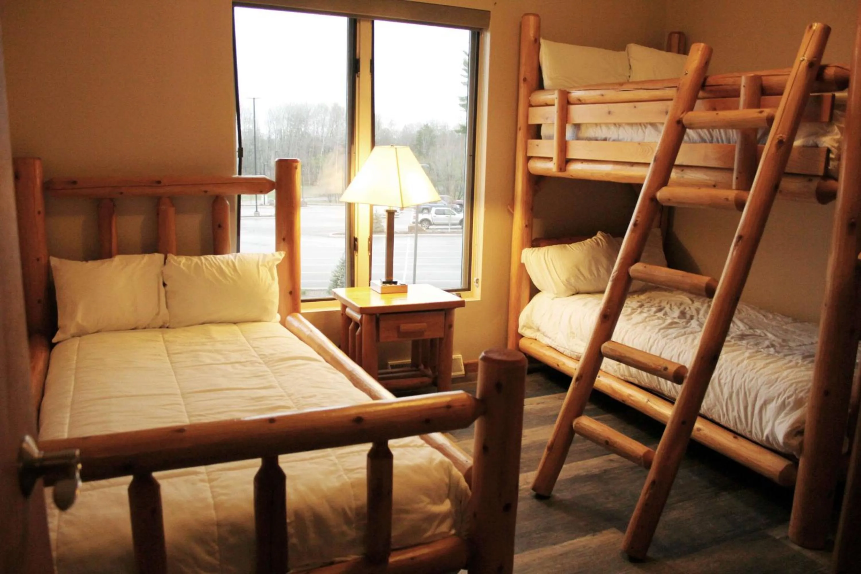 Bedroom, Bed in Pine Mountain Resort