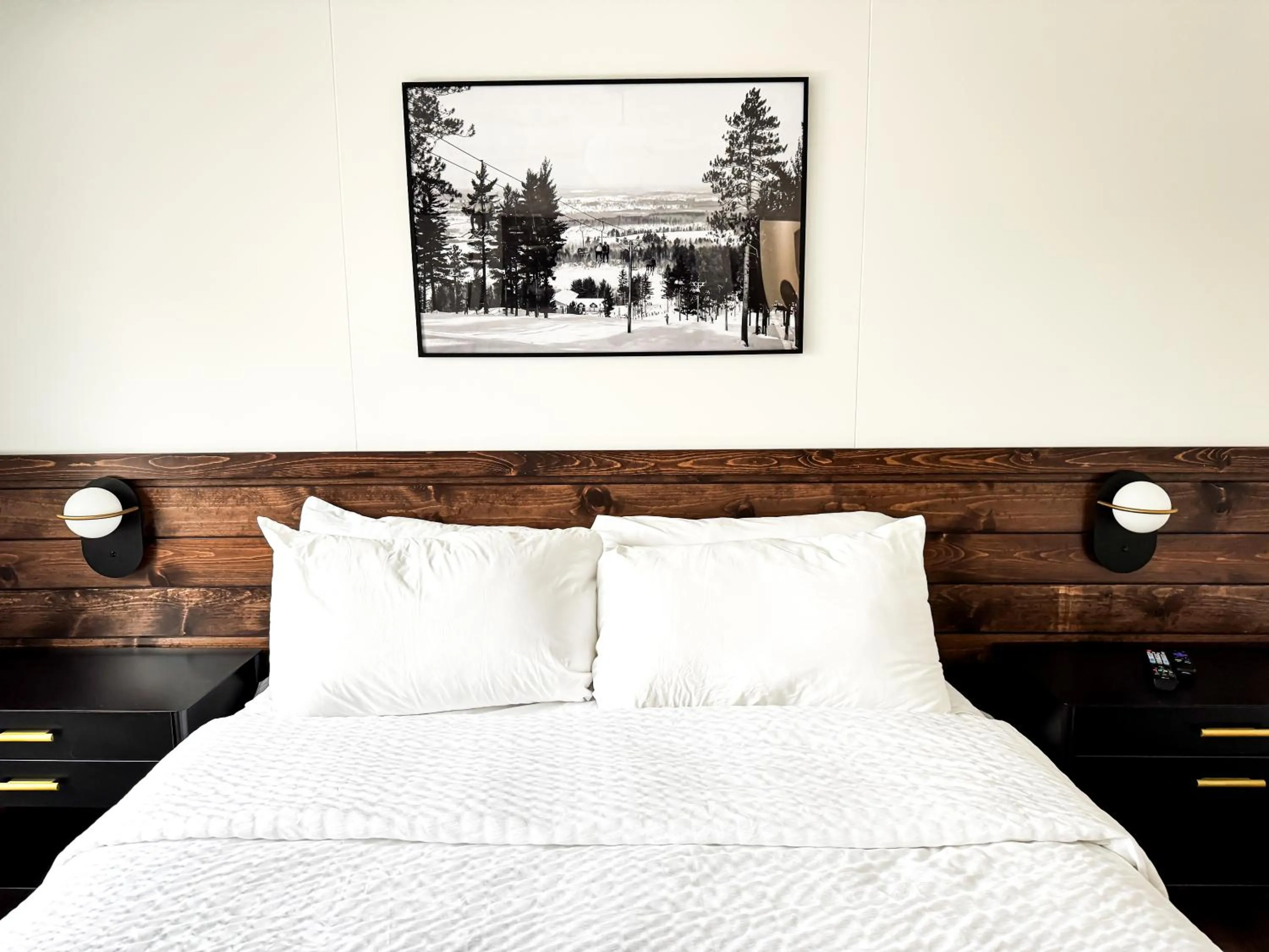 Bed in Pine Mountain Resort