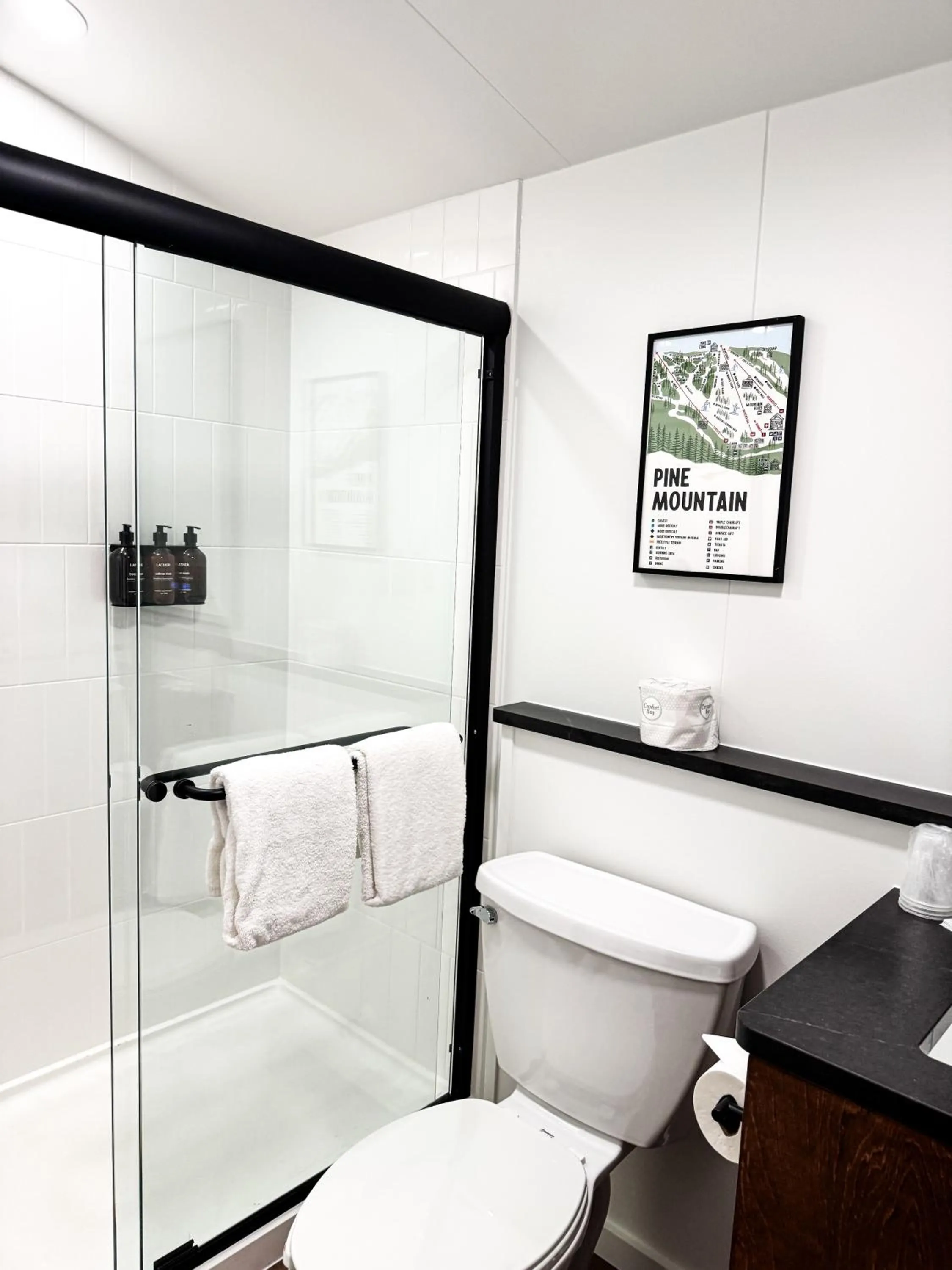 Bathroom in Pine Mountain Resort