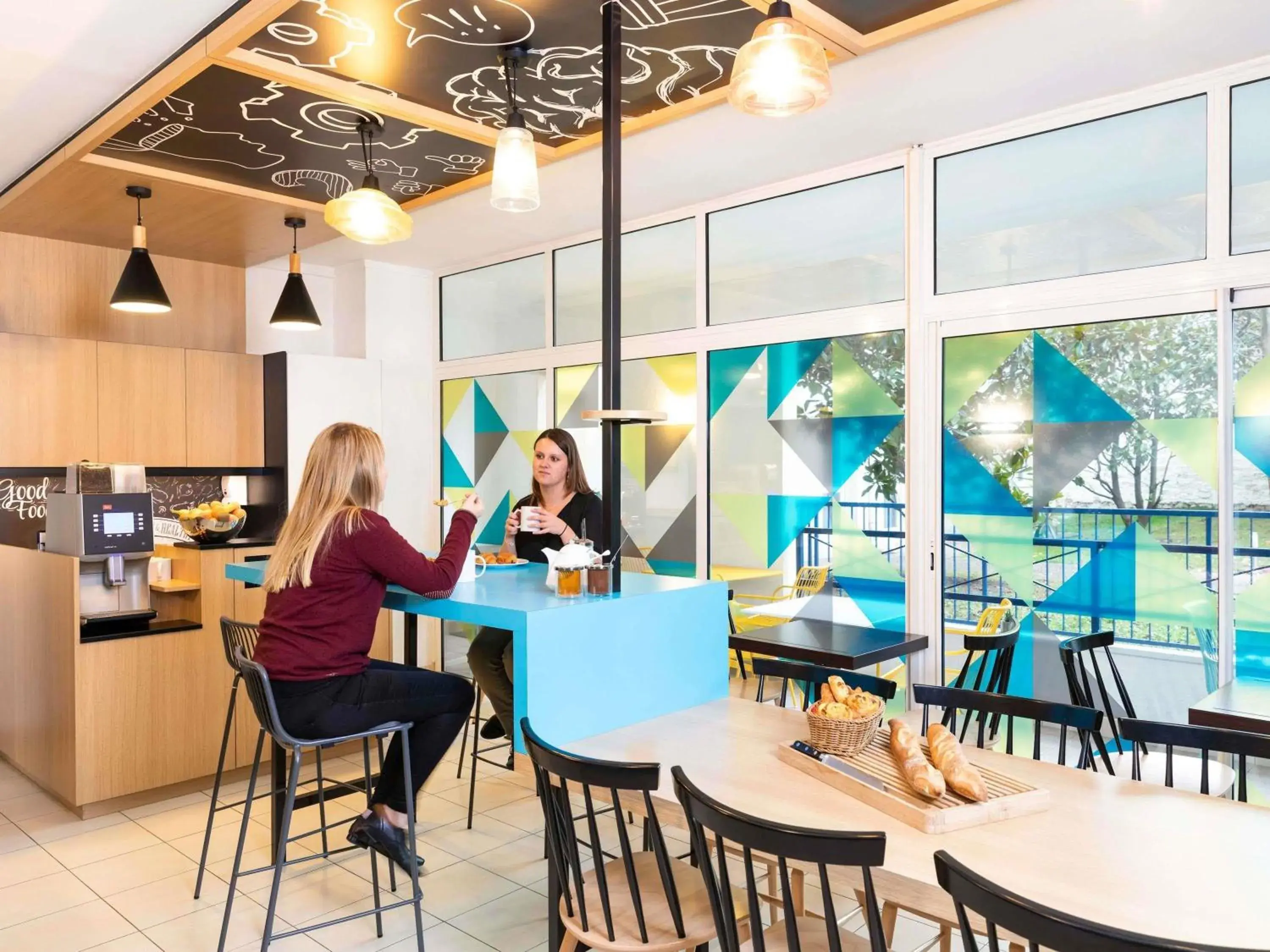 Property building in Aparthotel Adagio Access Paris Vanves - Porte de Versailles Property building in Aparthotel Adagio Access Paris Vanves - Porte de Versailles