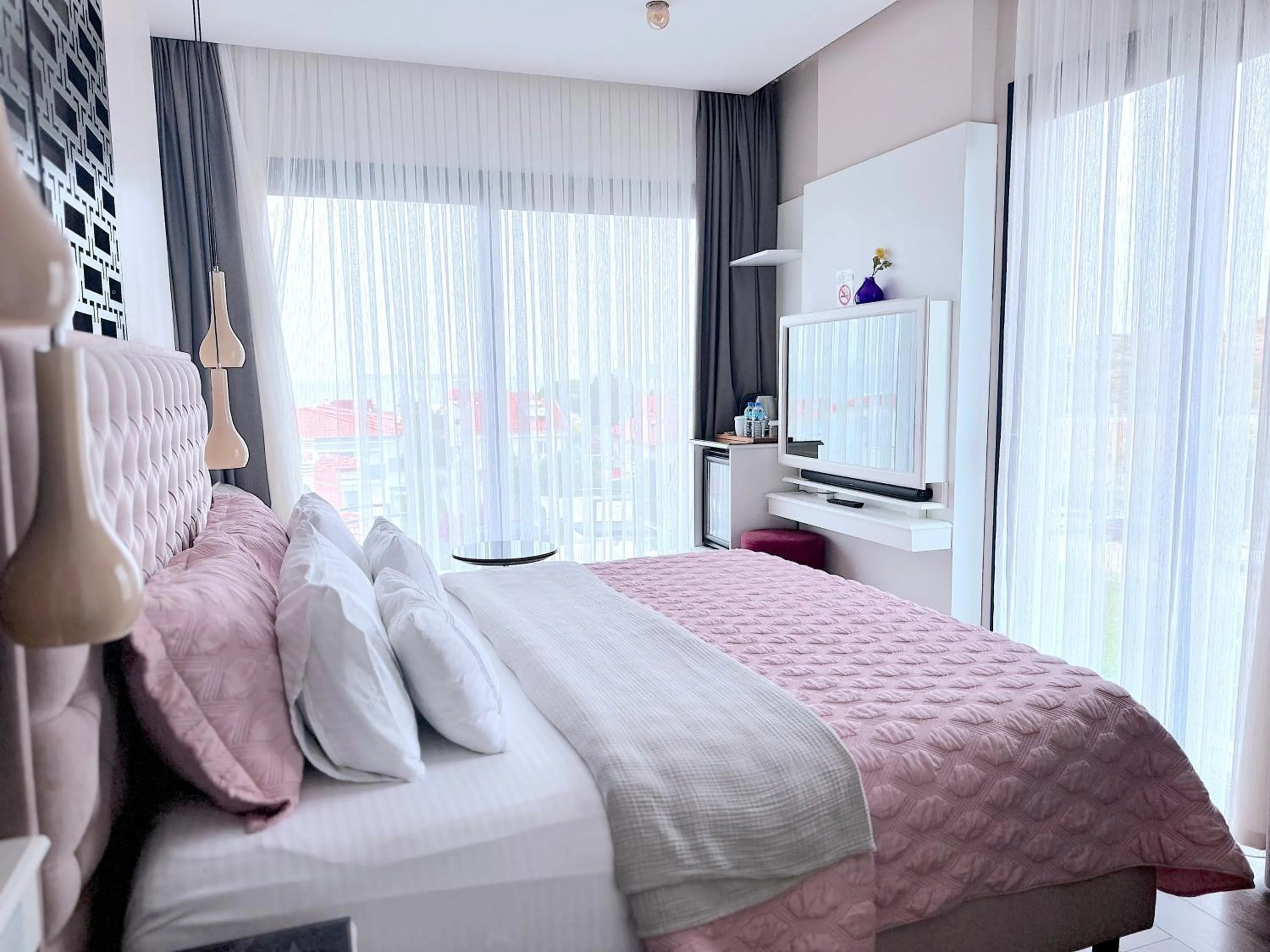 Bed in Ferush Boutique Hotel