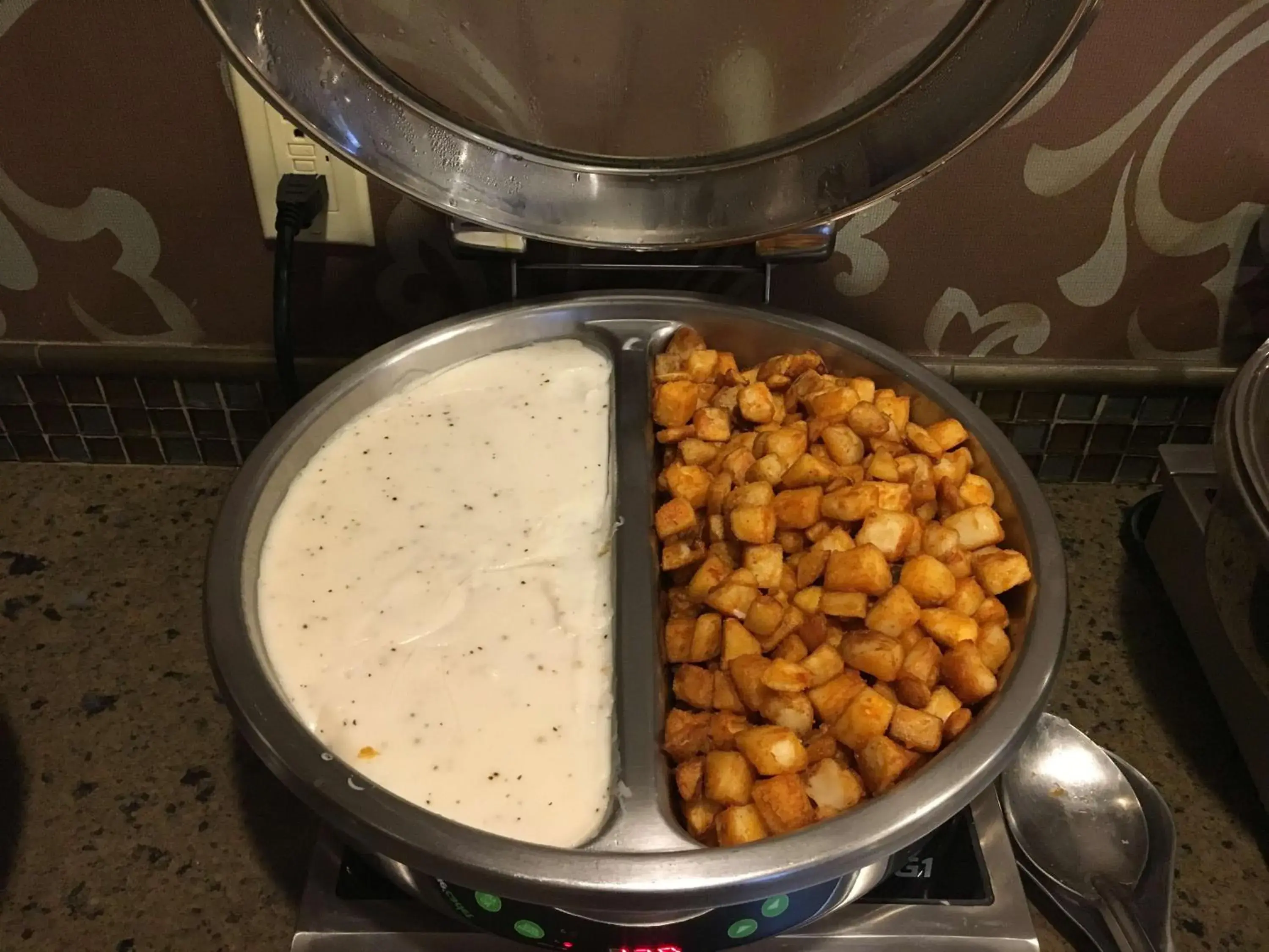 Restaurant/places to eat in RiverTree Inn & Suites Restaurant/places to eat in RiverTree Inn & Suites