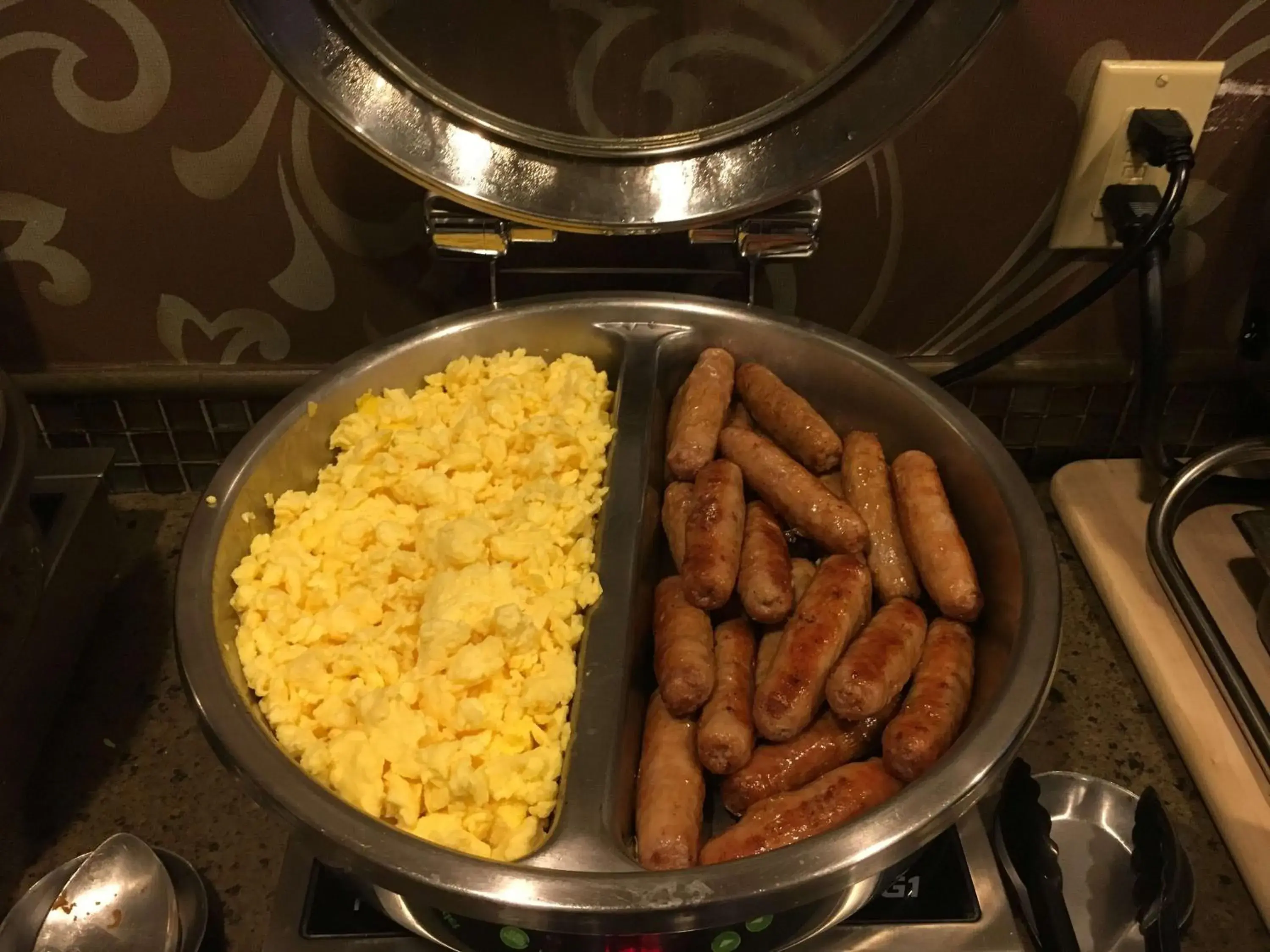 Restaurant/places to eat in RiverTree Inn & Suites Restaurant/places to eat in RiverTree Inn & Suites