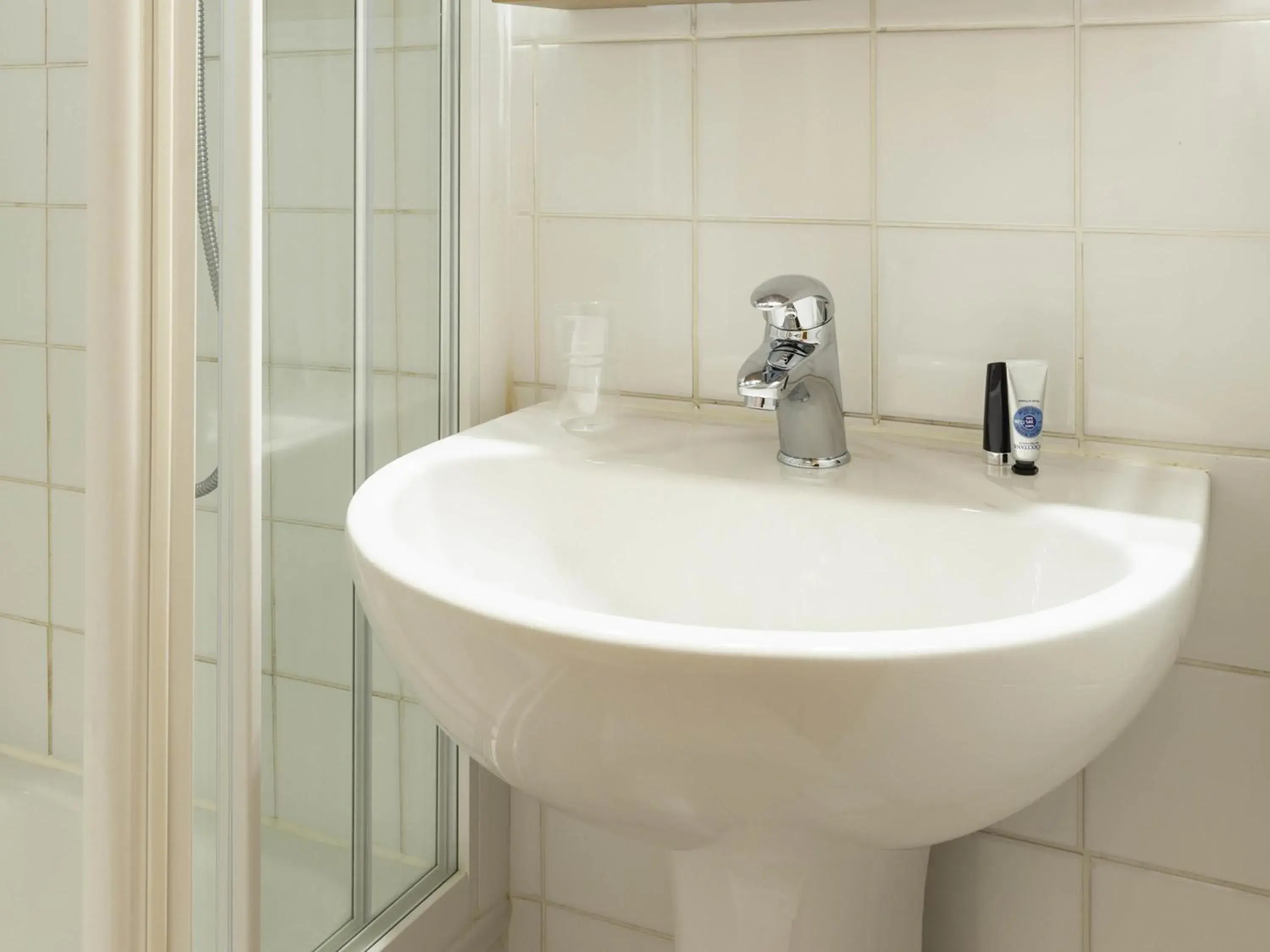 Bedroom in Aparthotel Adagio Access La Défense - Place Charras Bedroom in Aparthotel Adagio Access La Défense - Place Charras