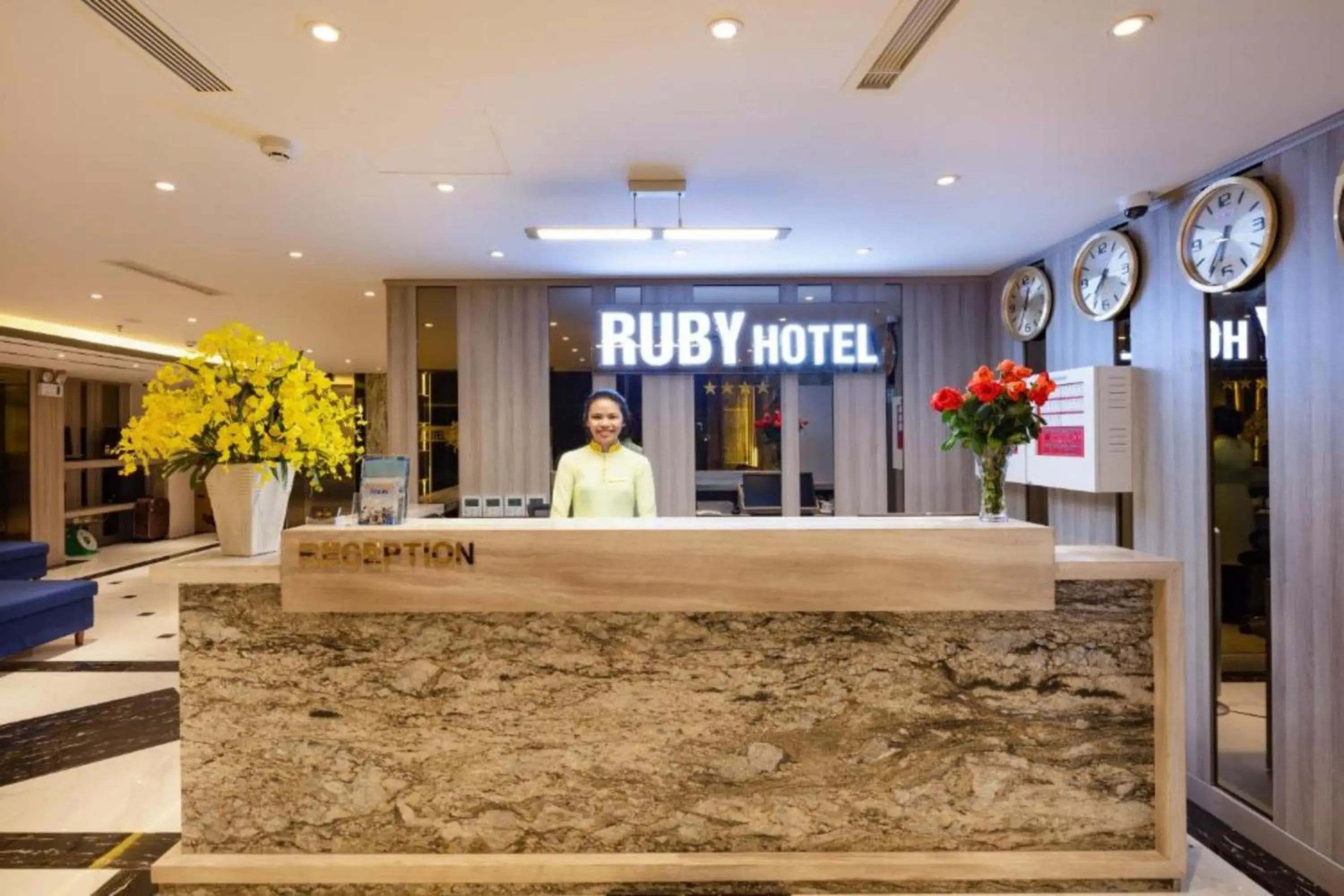Lobby or reception in Ruby Hotel Lobby or reception in Ruby Hotel