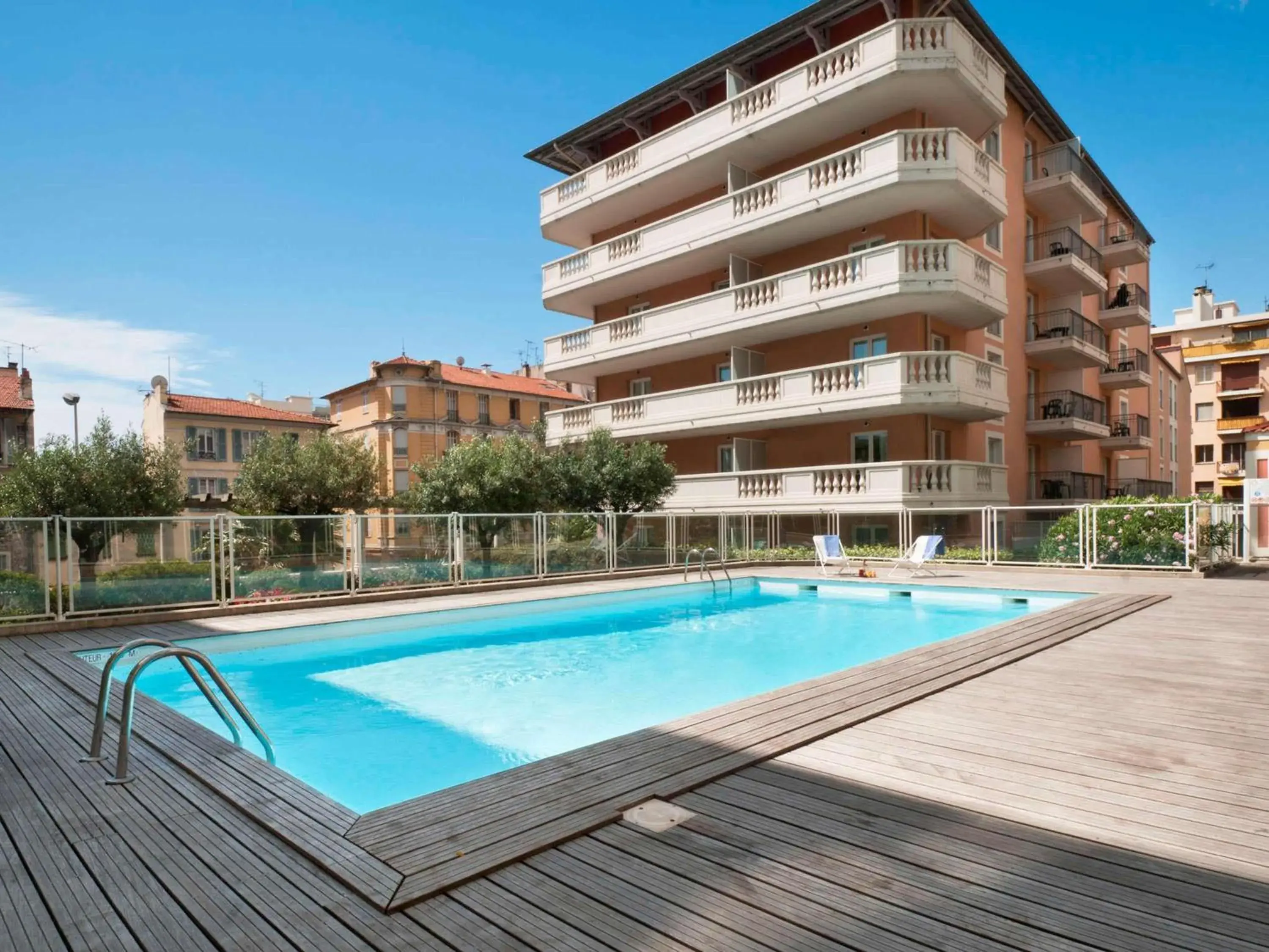 Property building in Aparthotel Adagio Access Nice Magnan Property building in Aparthotel Adagio Access Nice Magnan