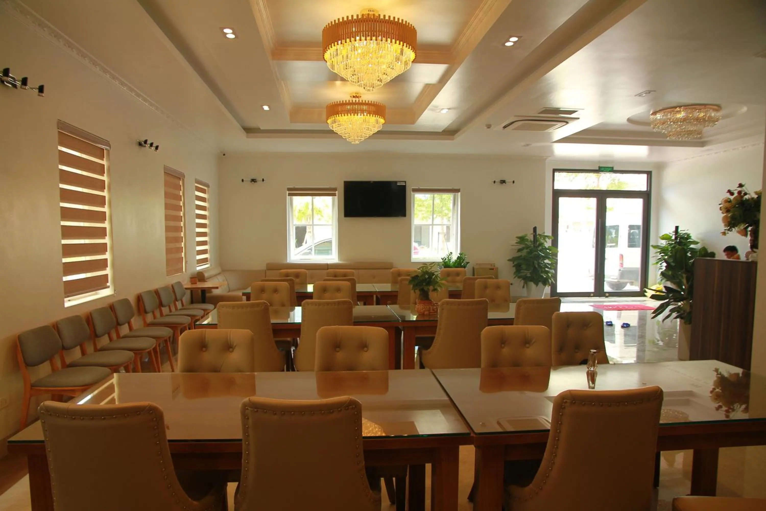 Restaurant/places to eat in Khách sạn Hải Quân - The Marine Hotel