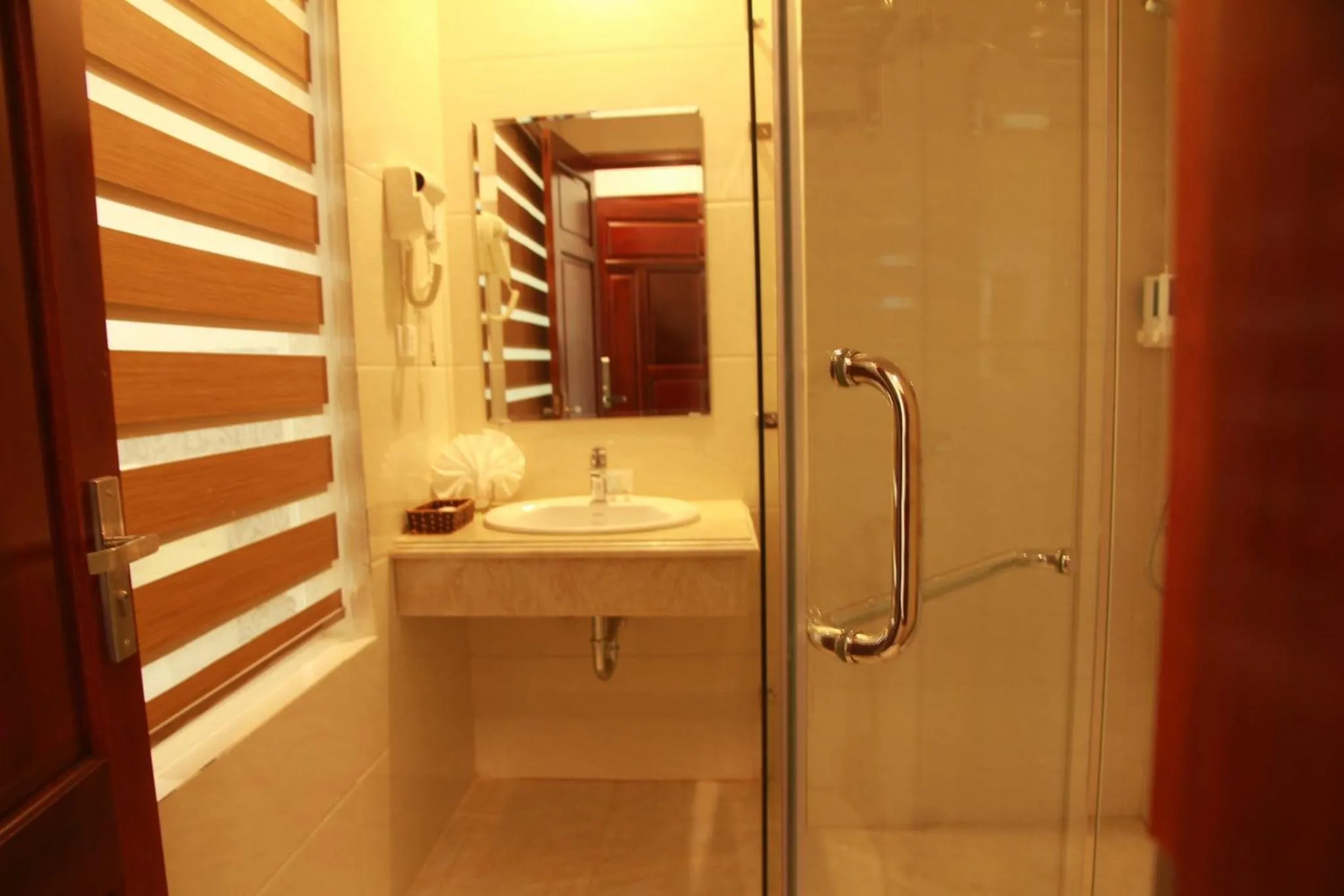 Shower in Khách sạn Hải Quân - The Marine Hotel