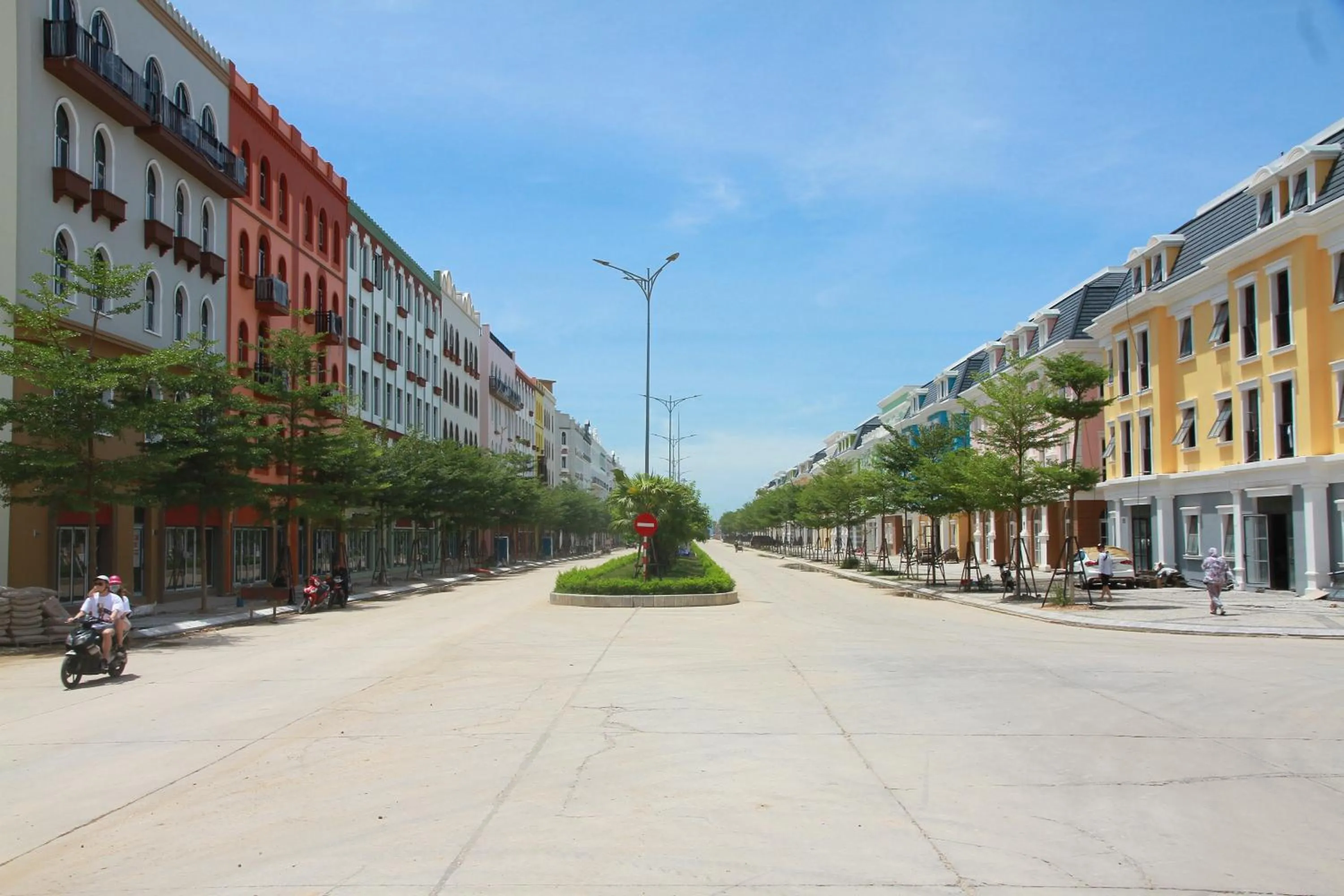 Property building in Khách sạn Hải Quân - The Marine Hotel