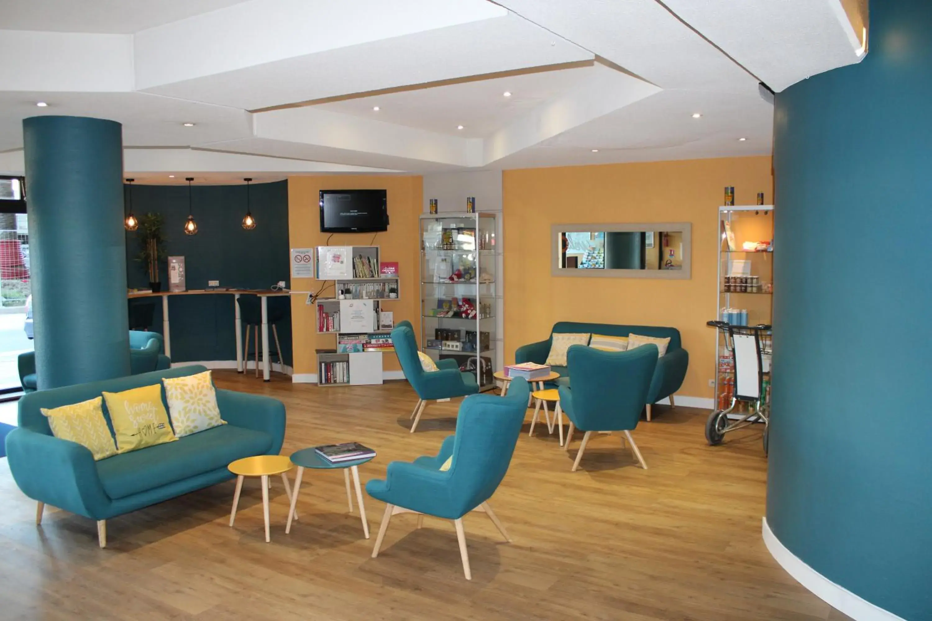 Lobby or reception in Aparthotel Adagio Access Nice Acropolis Lobby or reception in Aparthotel Adagio Access Nice Acropolis