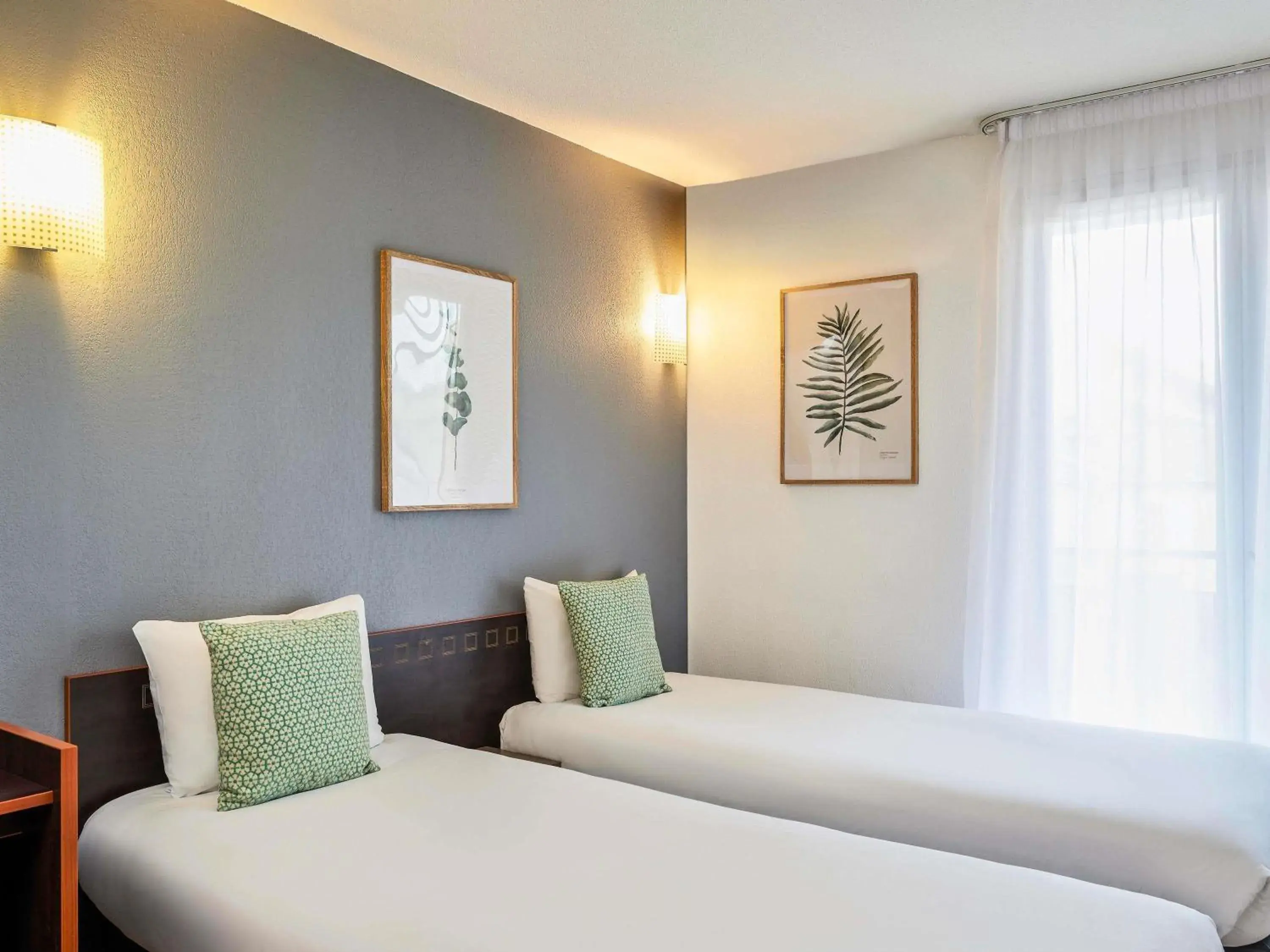 Bedroom, Bed in Aparthotel Adagio Access Nice Garibaldi Bedroom, Bed in Aparthotel Adagio Access Nice Garibaldi