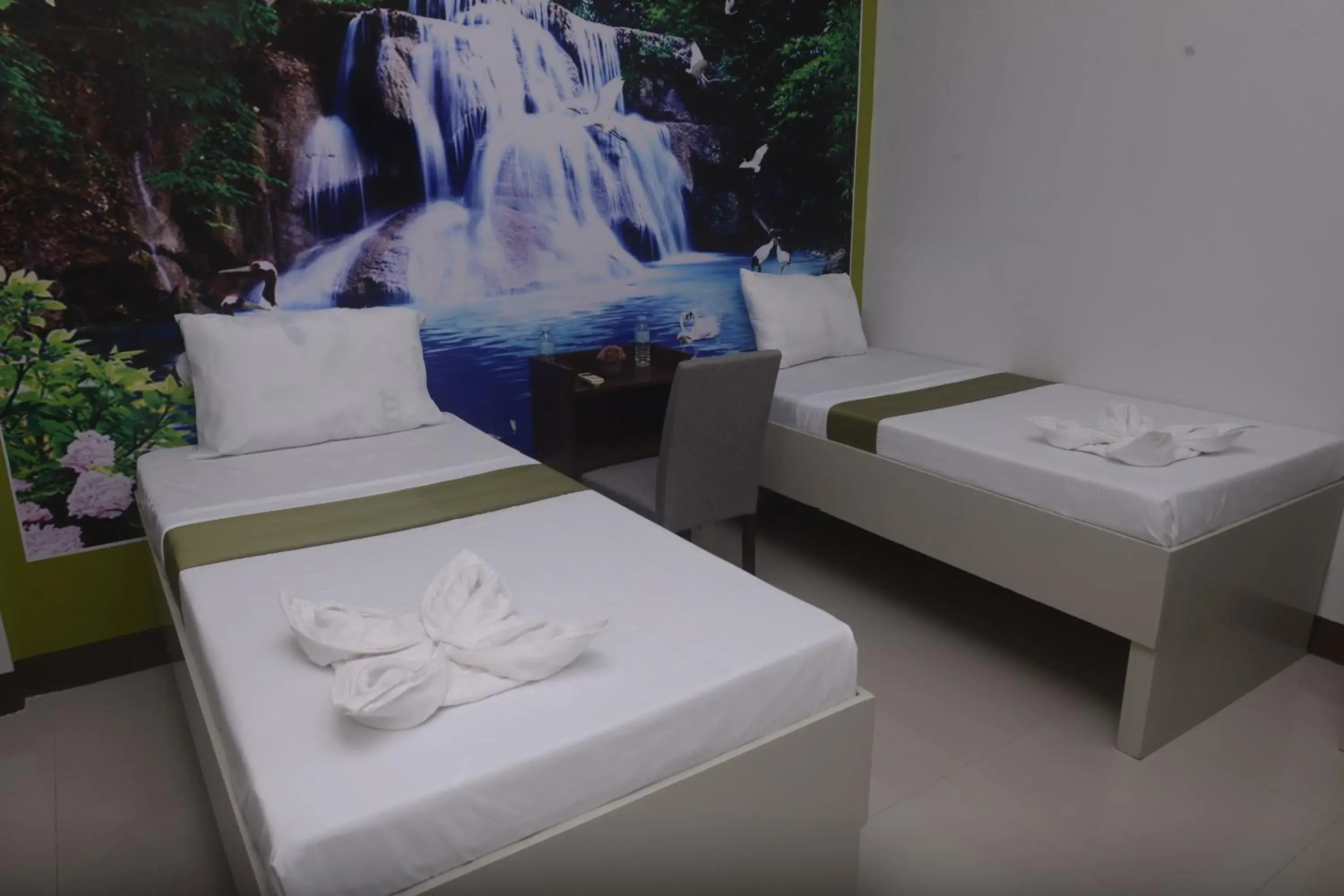 Deluxe Twin Room in Mt Moriah Inn and Resto Deluxe Twin Room in Mt Moriah Inn and Resto