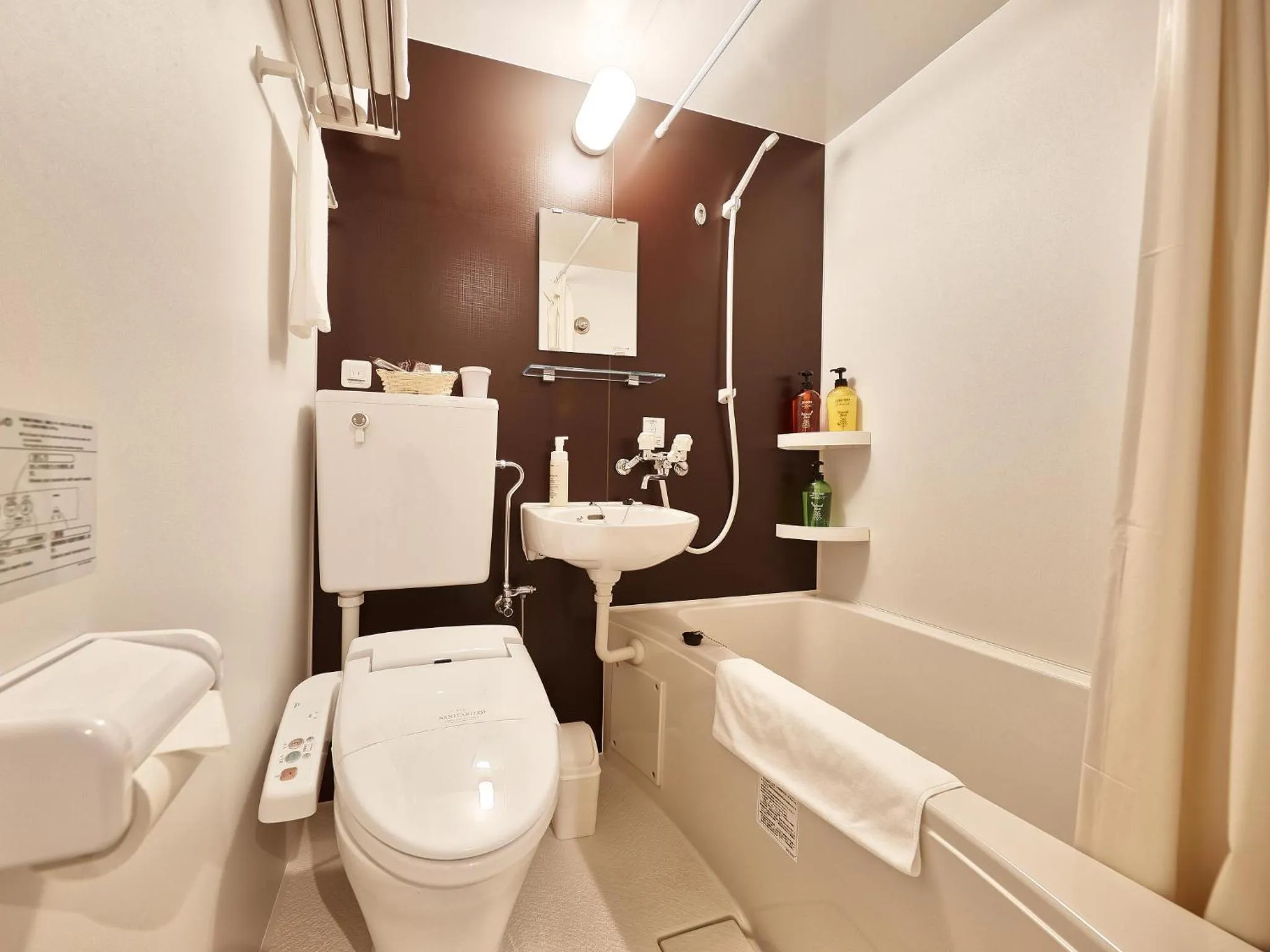 Toilet in Crown Hotel Okinawa Annex