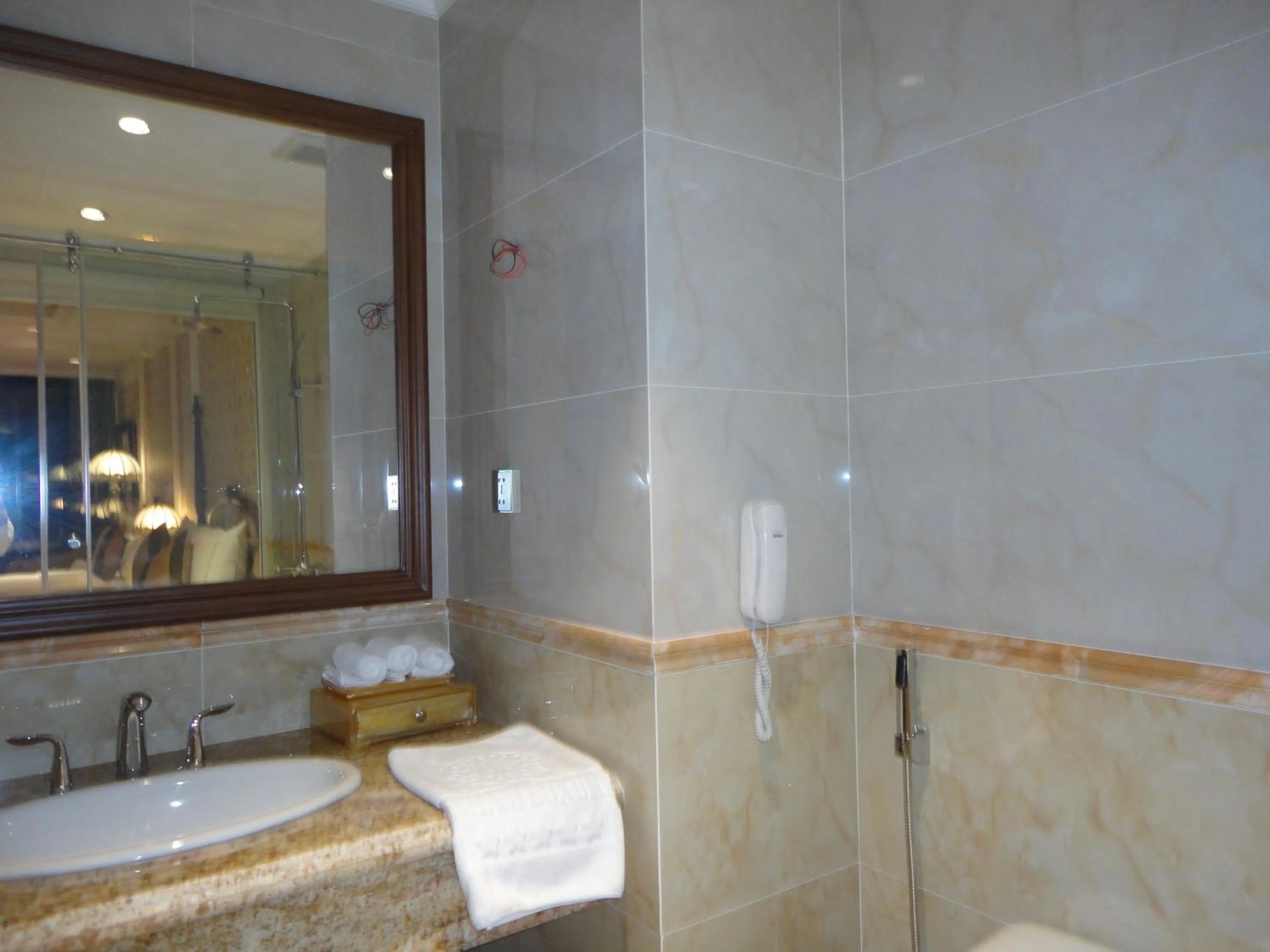 Living room in Hoang Nham Luxury Hotel