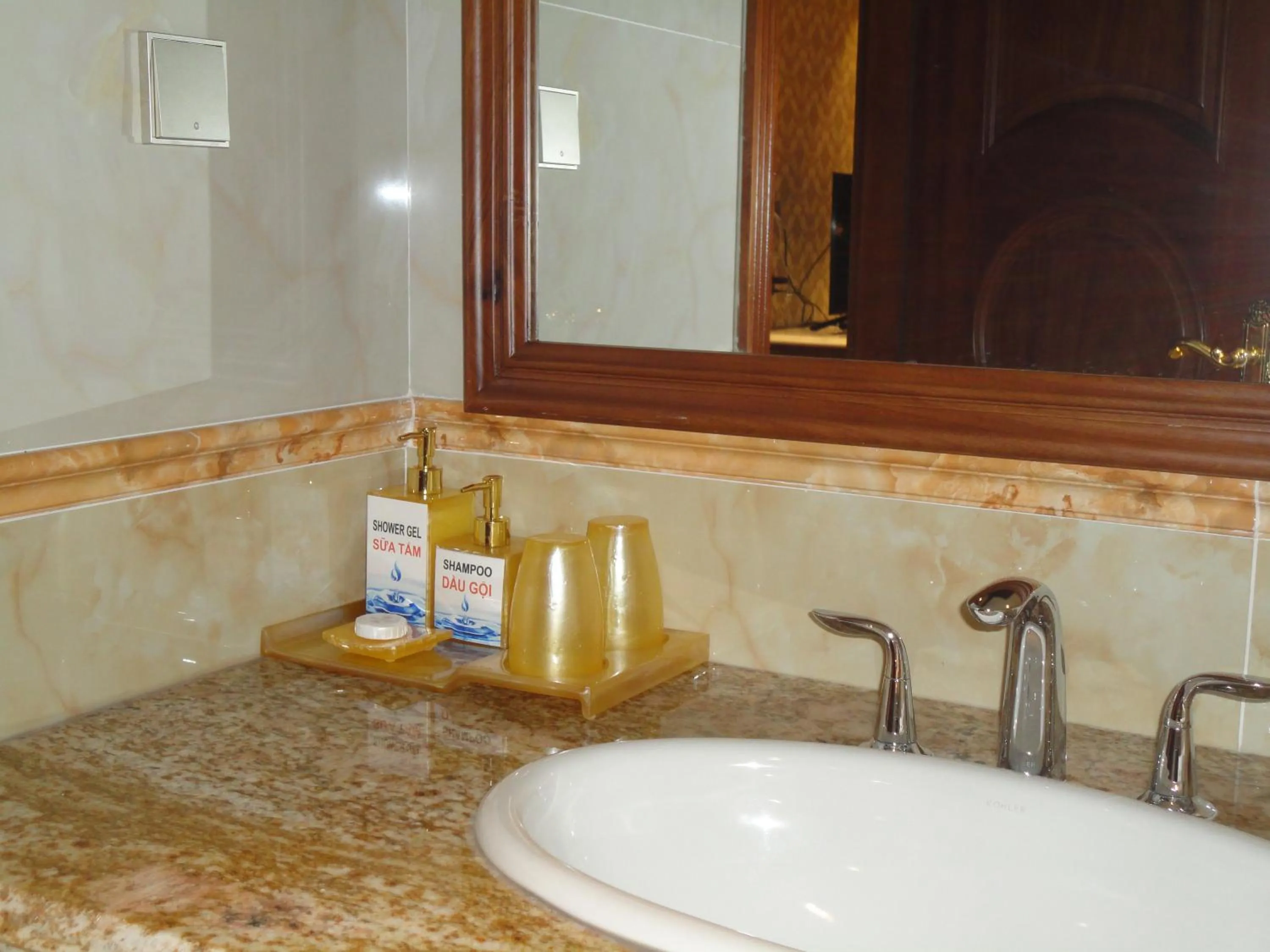 Hoang Nham Luxury Hotel