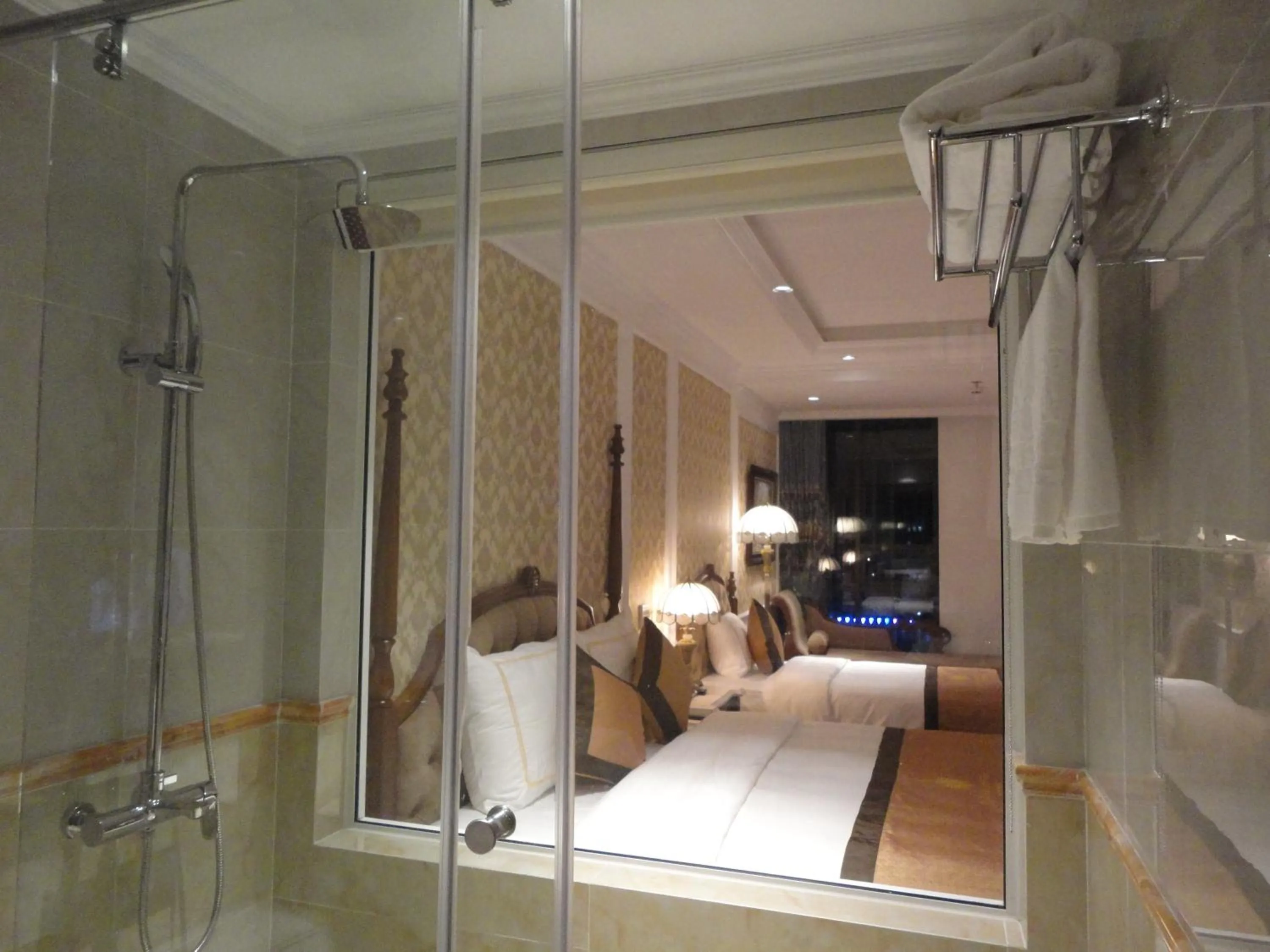 Living room in Hoang Nham Luxury Hotel