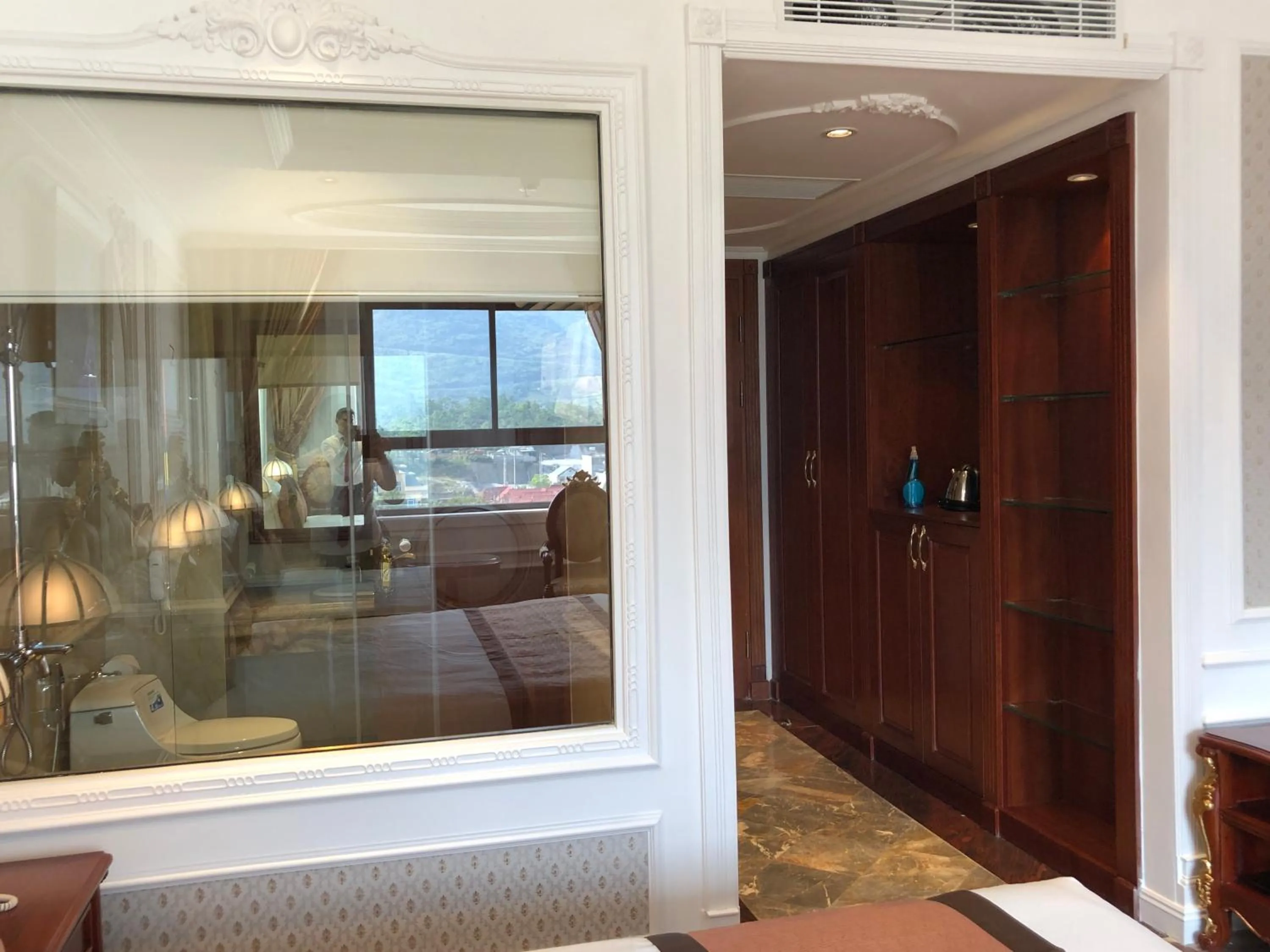 Hoang Nham Luxury Hotel