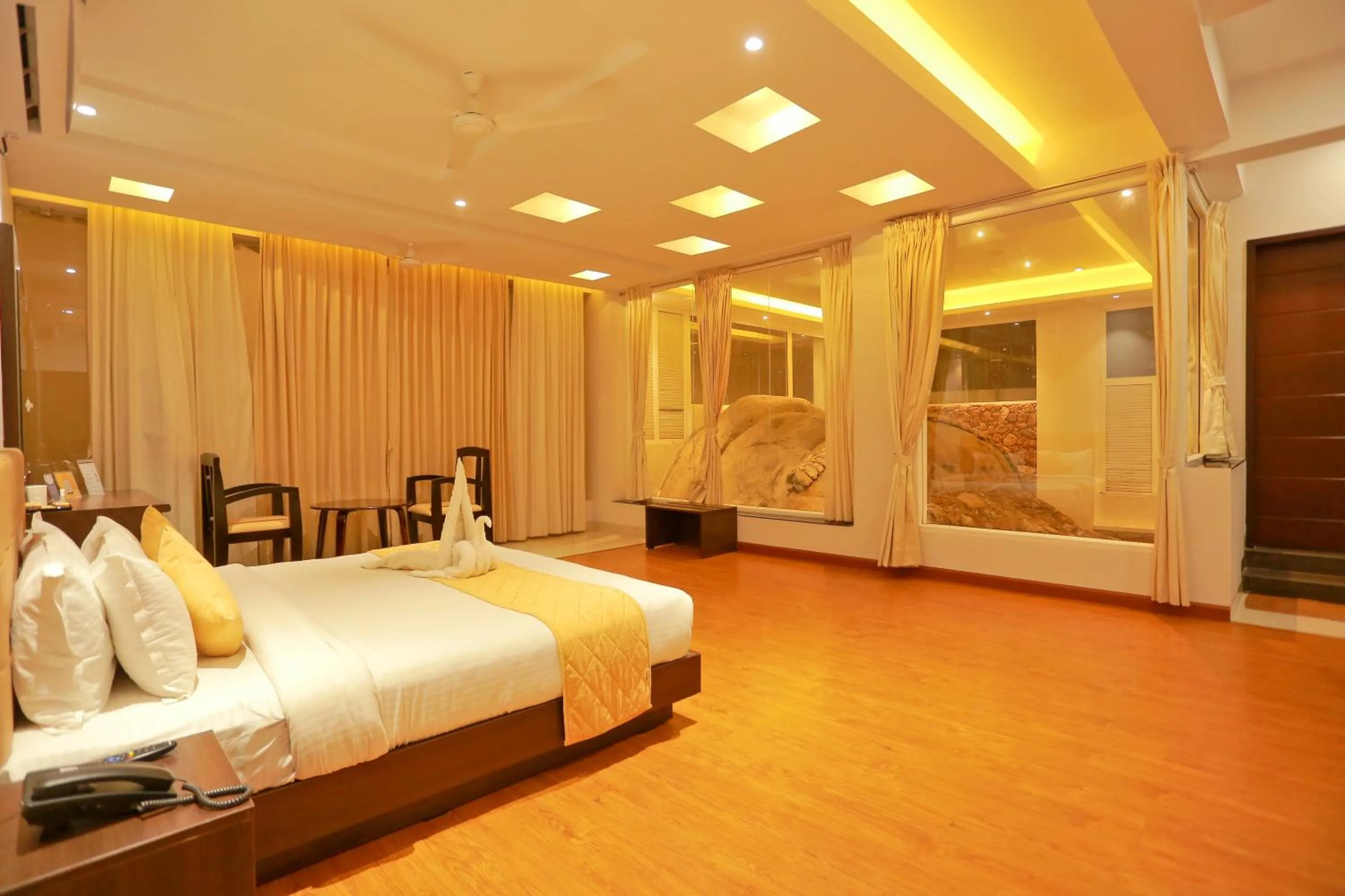 Bedroom, Bed in Grand Signature Hotel & spa