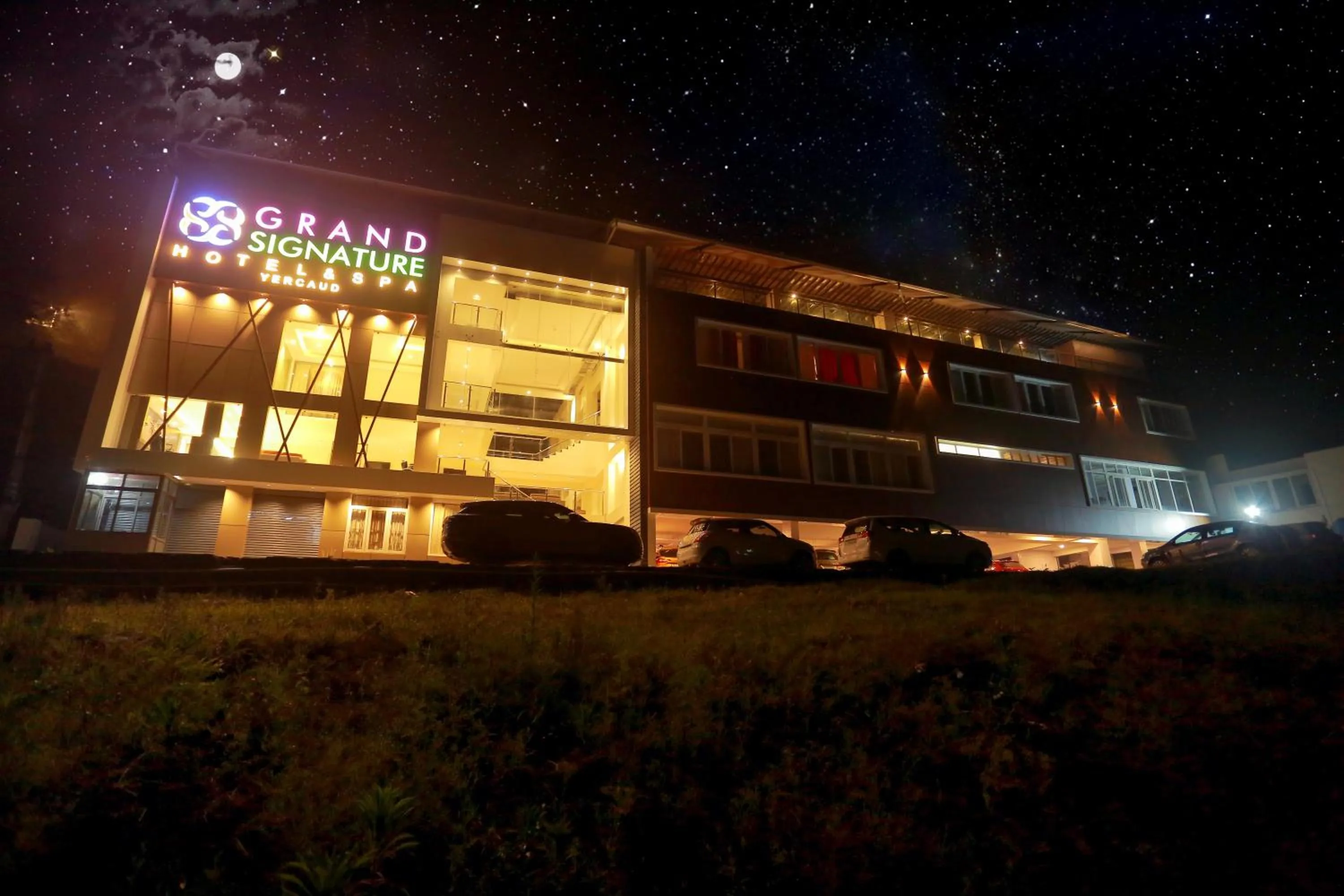 Night in Grand Signature Hotel & spa