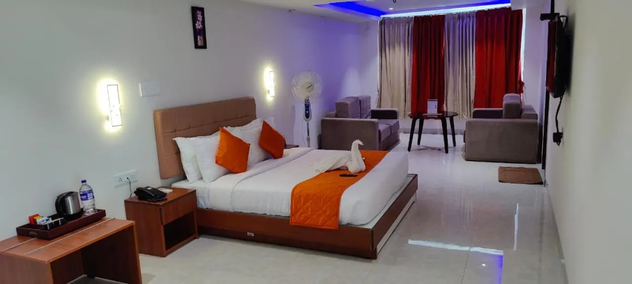 Photo of the whole room, Bed in Grand Signature Hotel & spa