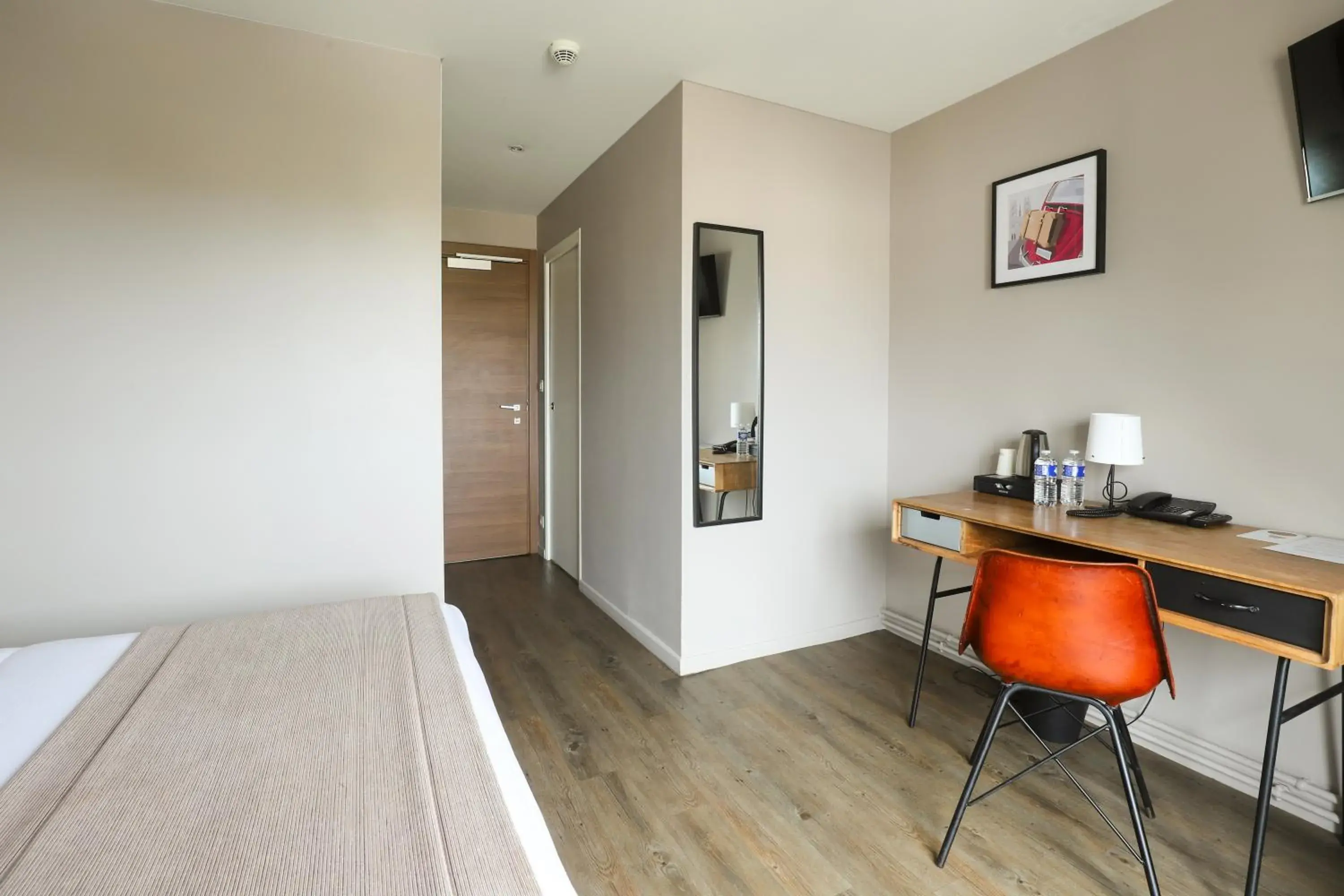 Bed in Hotel Des Cedres Bed in Hotel Des Cedres