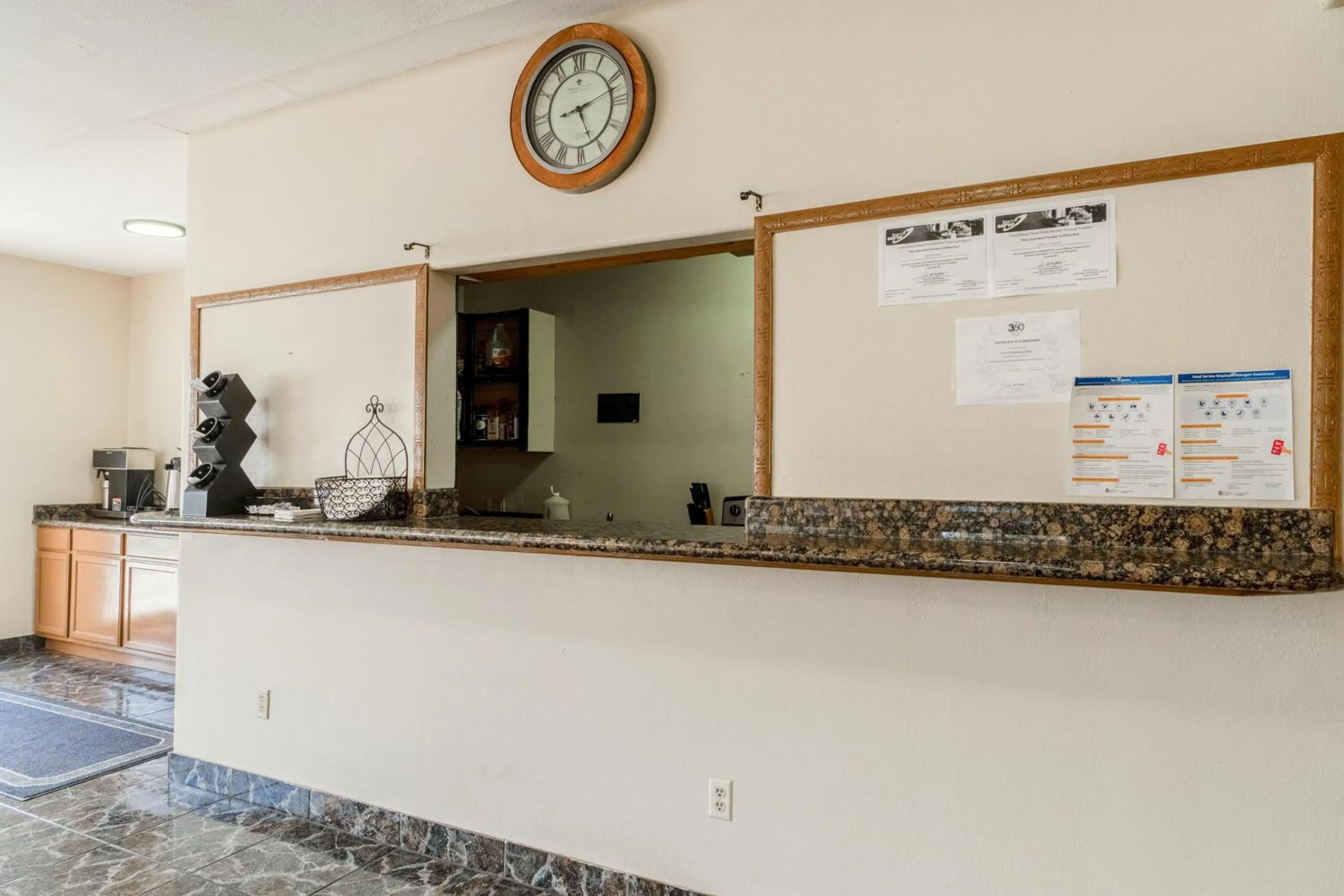 Lobby or reception in Texan Inn By OYO Beeville US-181