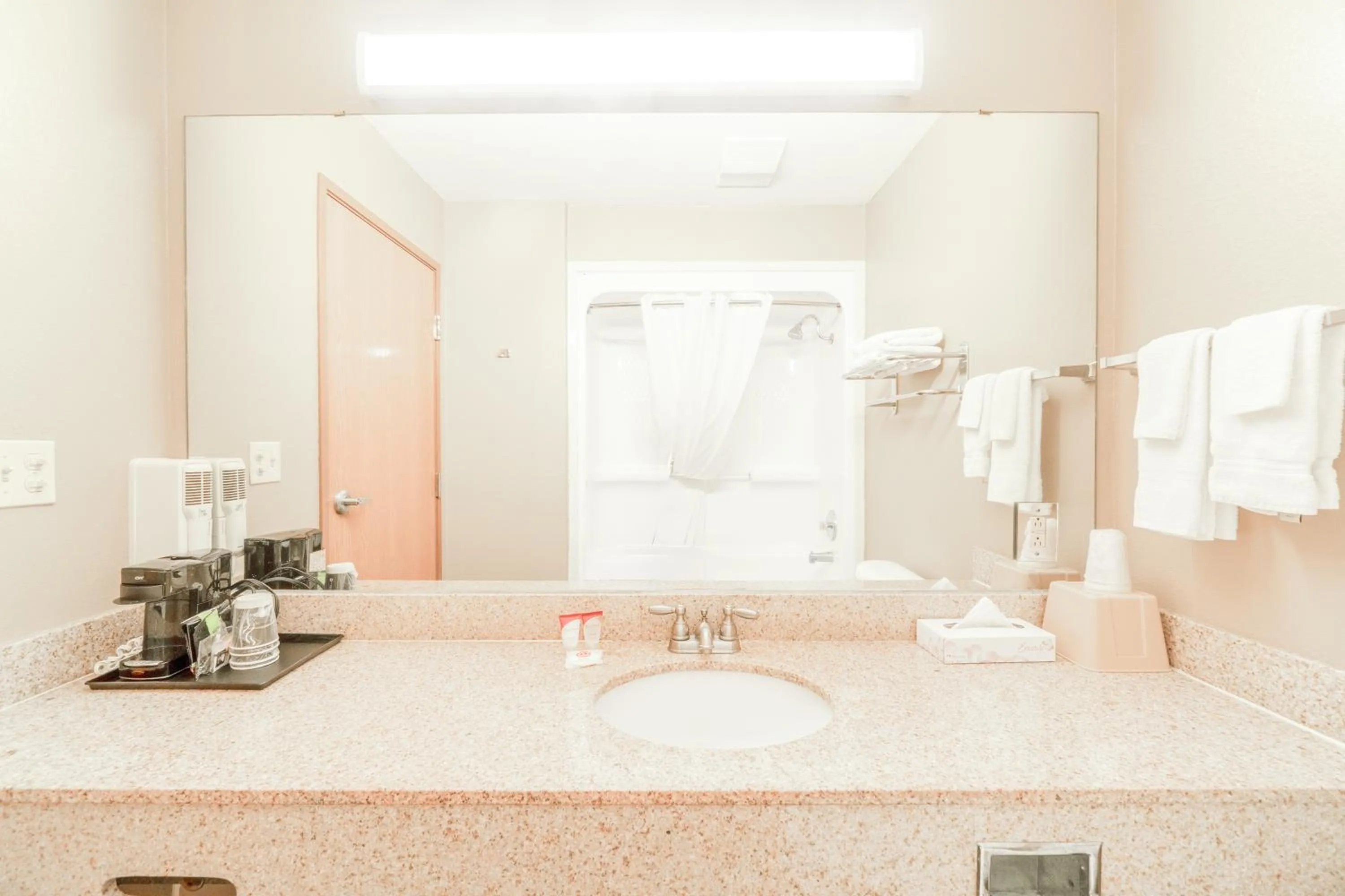 Bathroom in Texan Inn By OYO Beeville US-181