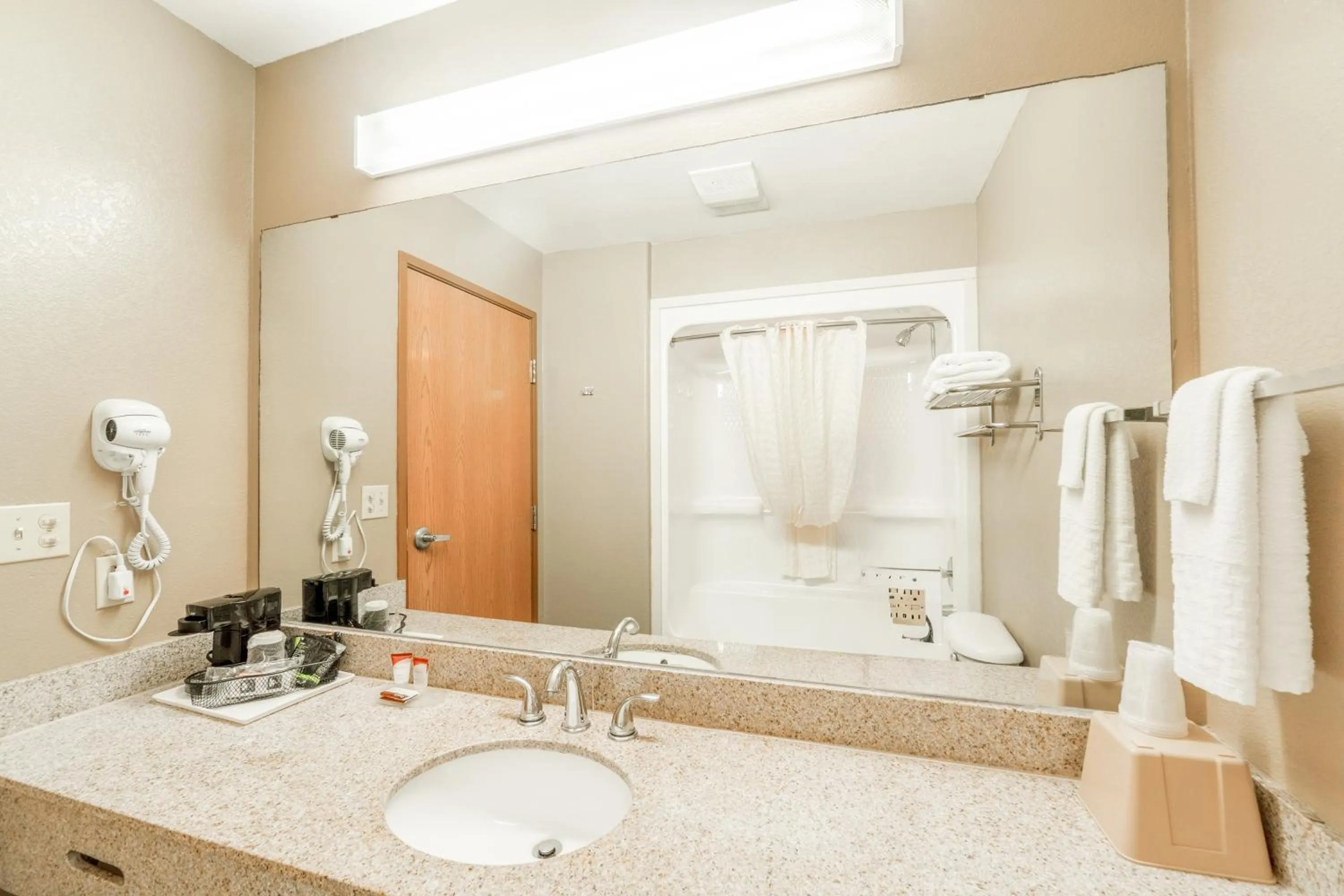 Bathroom in Texan Inn By OYO Beeville US-181