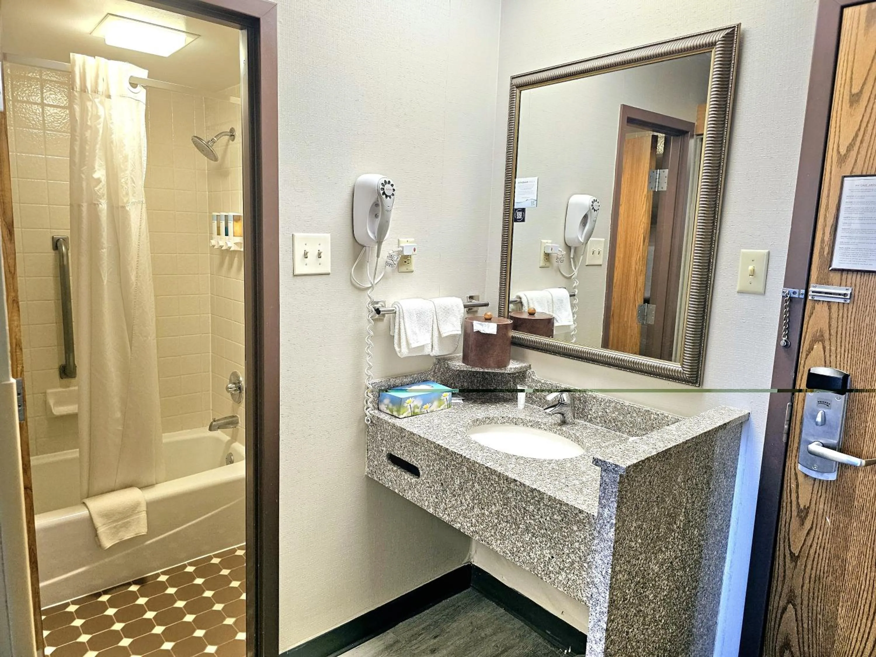 Days Inn by Wyndham Rolla