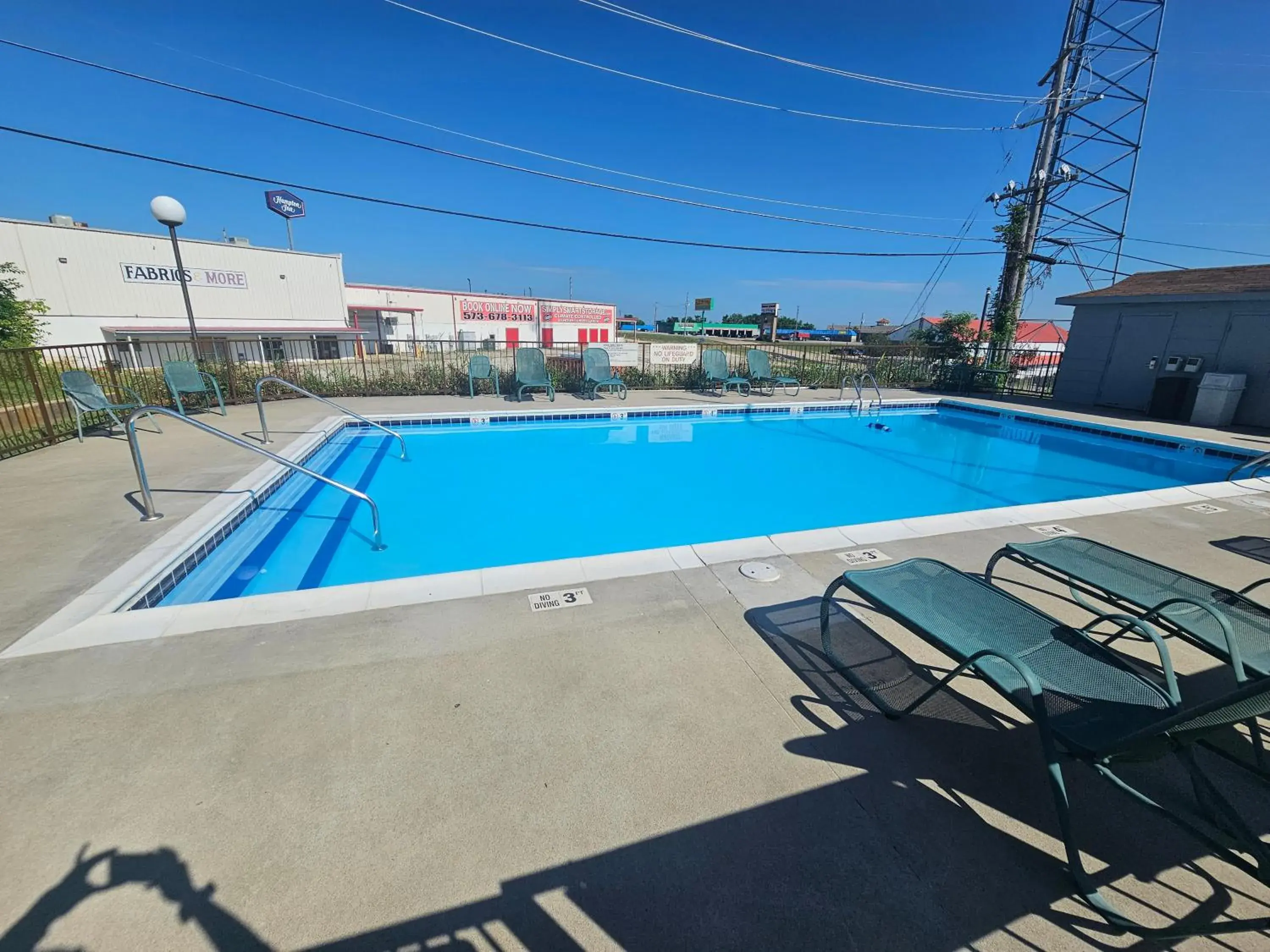 Swimming pool in Days Inn by Wyndham Rolla Swimming pool in Days Inn by Wyndham Rolla