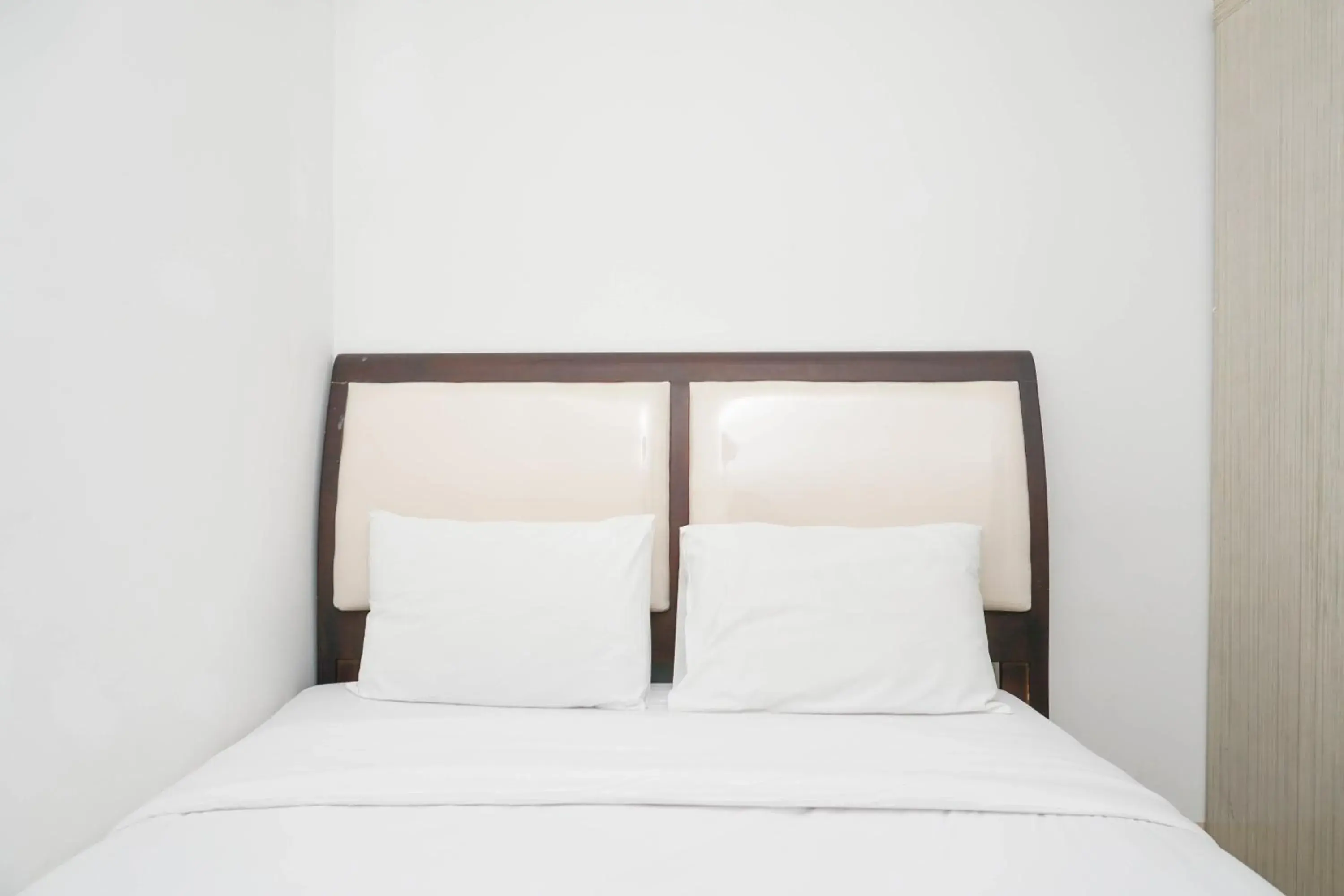 Bed in Spacious 2BR Green Bay Pluit Apartment By Travelio Bed in Spacious 2BR Green Bay Pluit Apartment By Travelio