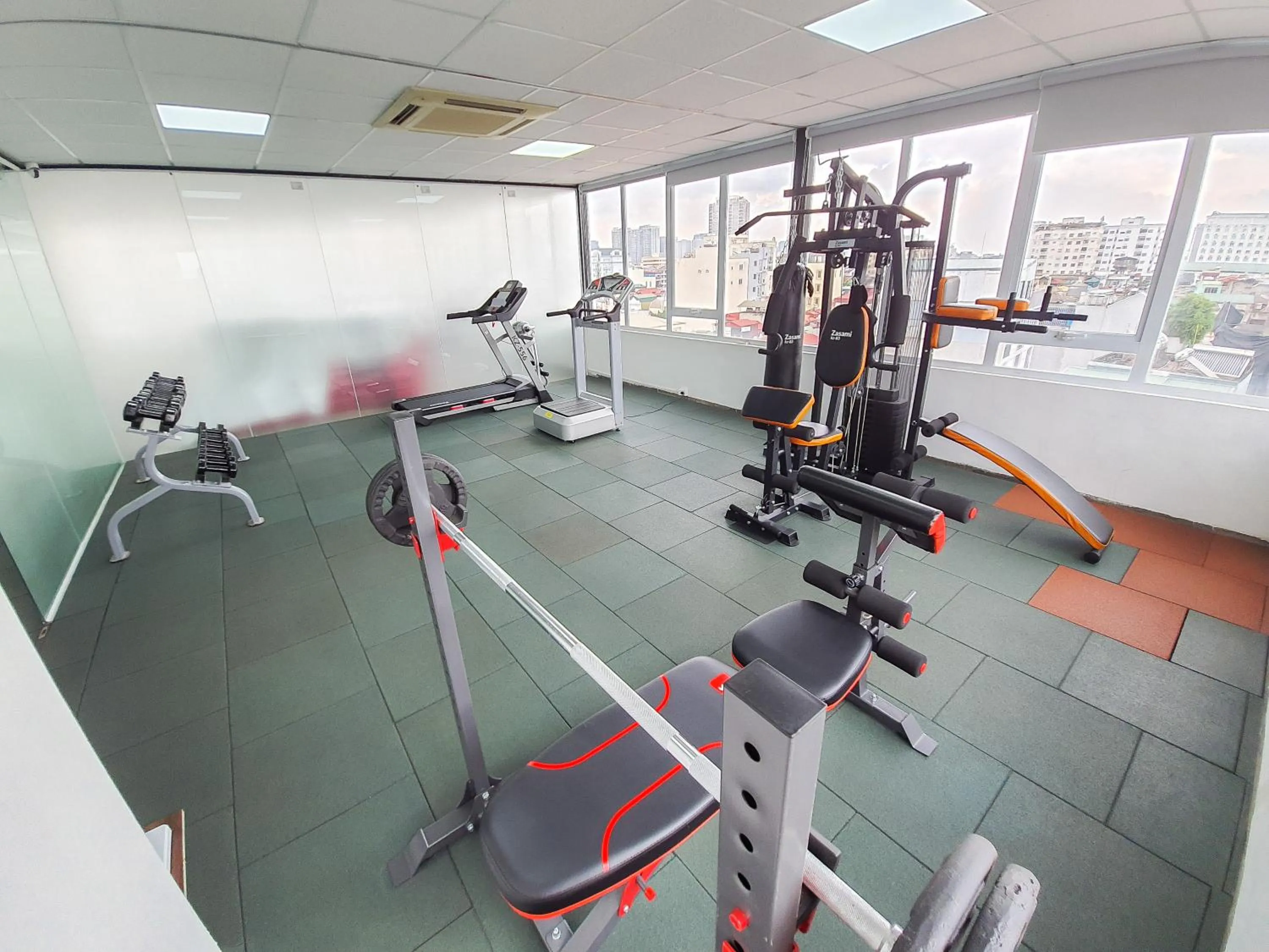 Fitness centre/facilities in REIWA INN APARTMENT
