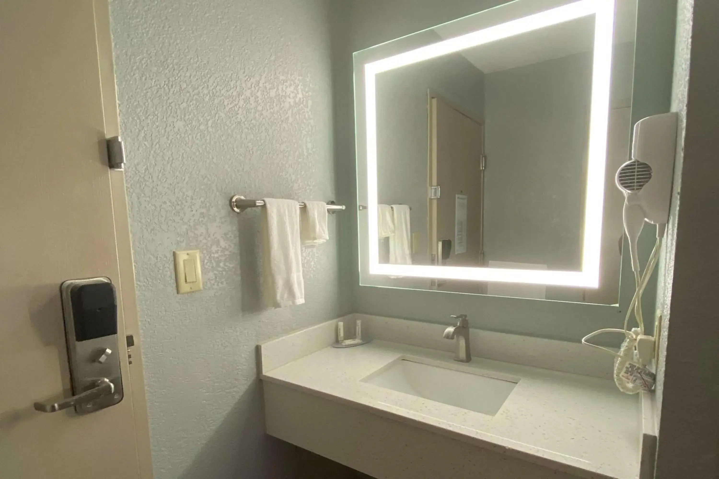 AmericInn by Wyndham Williamsburg AmericInn by Wyndham Williamsburg