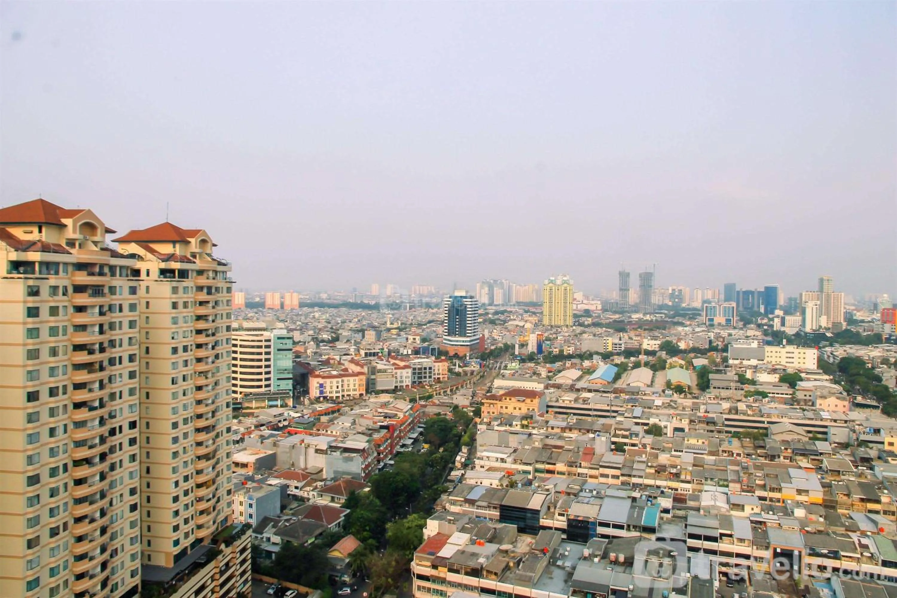 Relaxing Studio Apartment at Mangga Dua Residence By Travelio