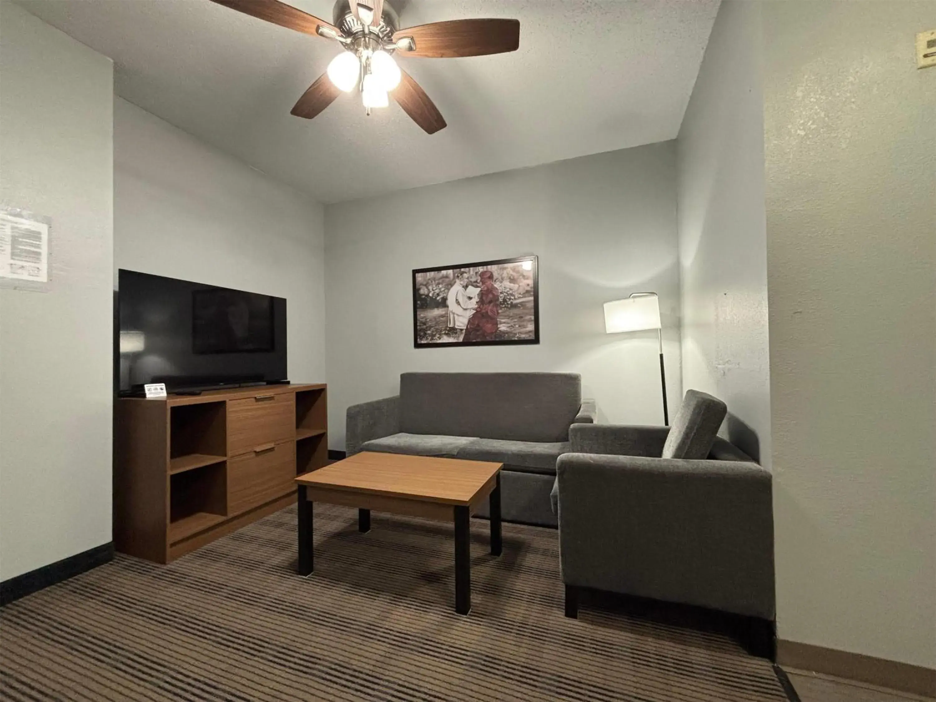 Photo of the whole room in AmericInn by Wyndham, Galesburg, IL Photo of the whole room in AmericInn by Wyndham, Galesburg, IL