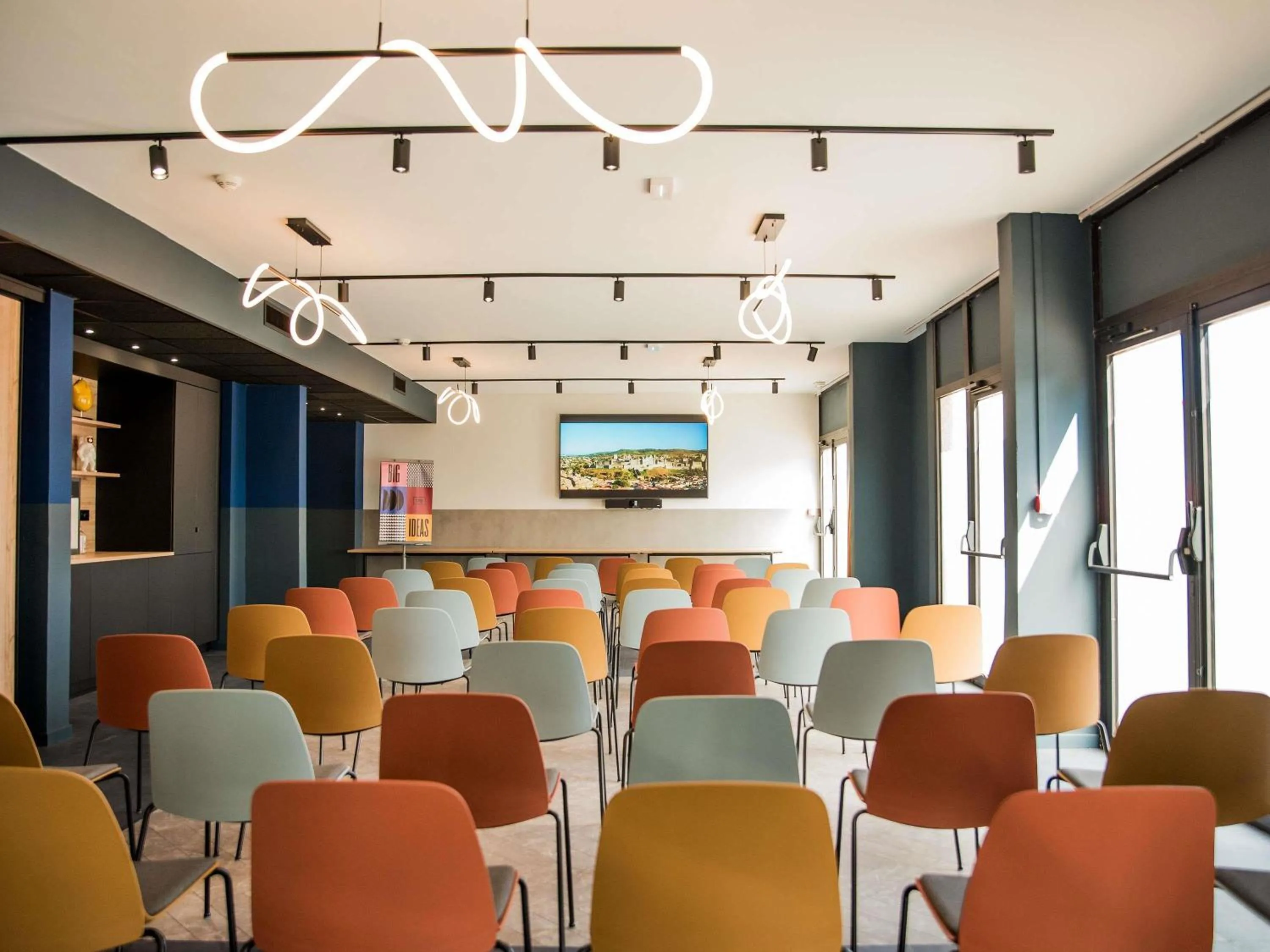 Meeting/conference room in Tribe Carcassonne