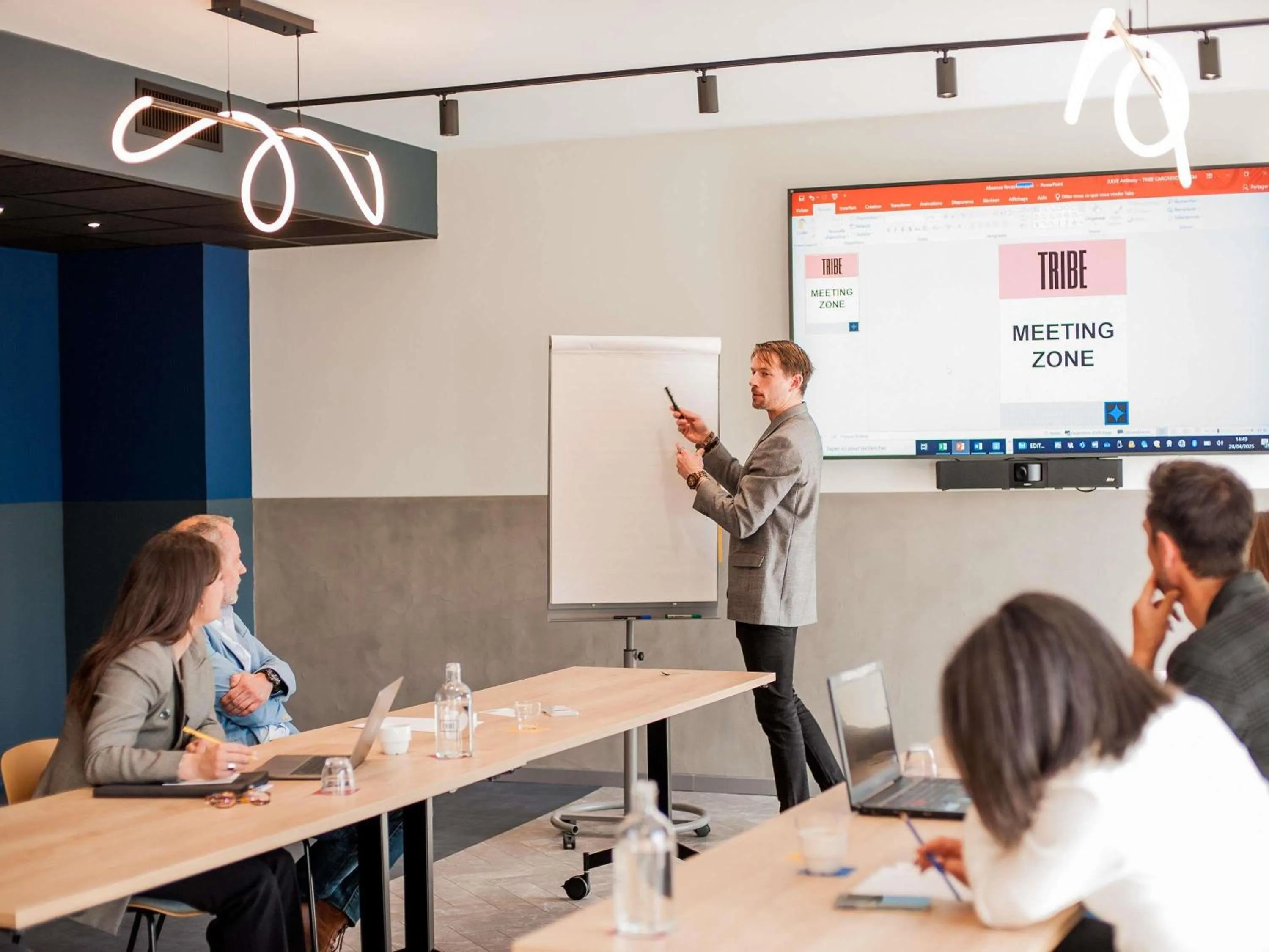 Meeting/conference room in Tribe Carcassonne