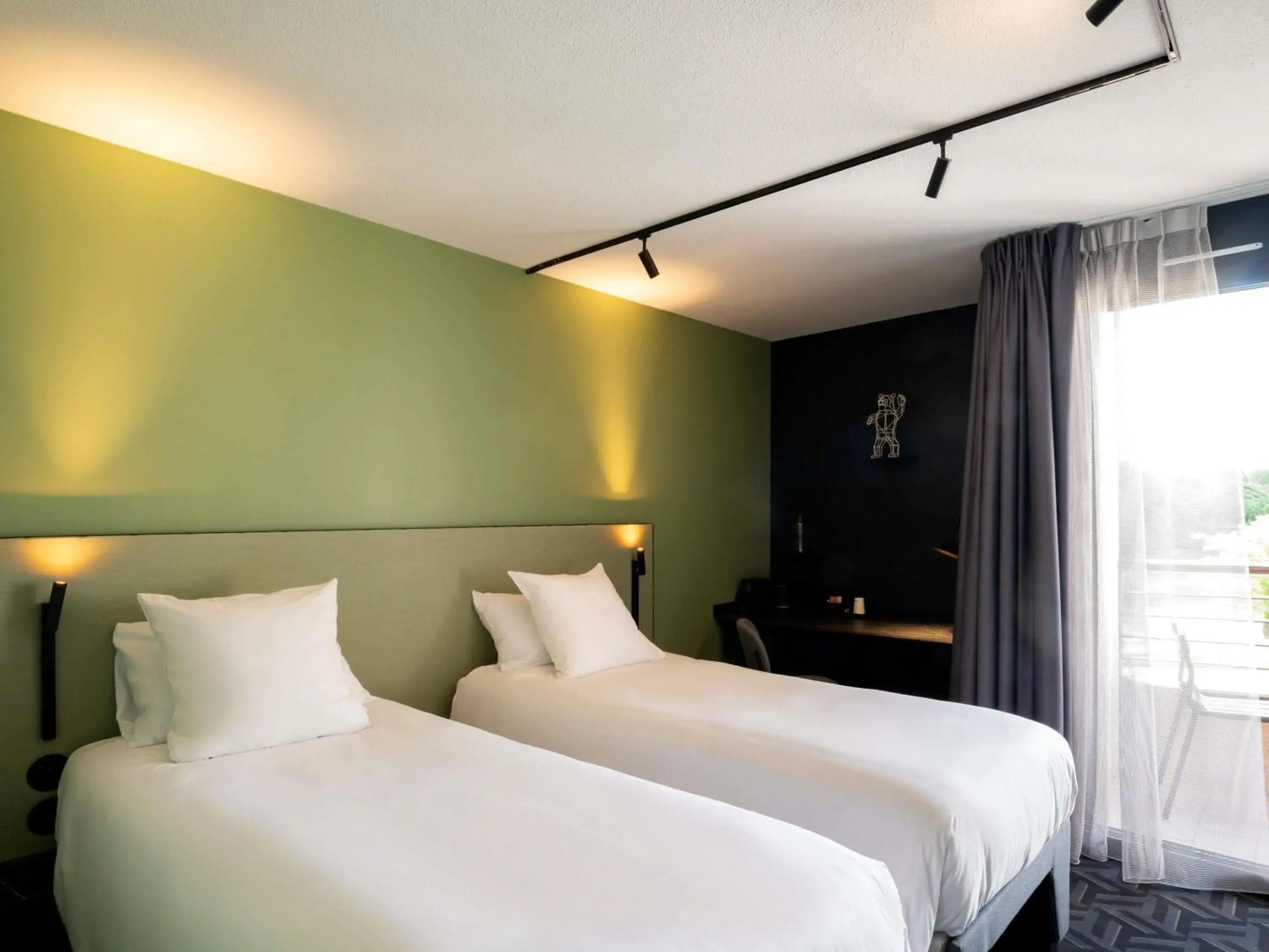 Bedroom, Bed in Tribe Carcassonne Bedroom, Bed in Tribe Carcassonne