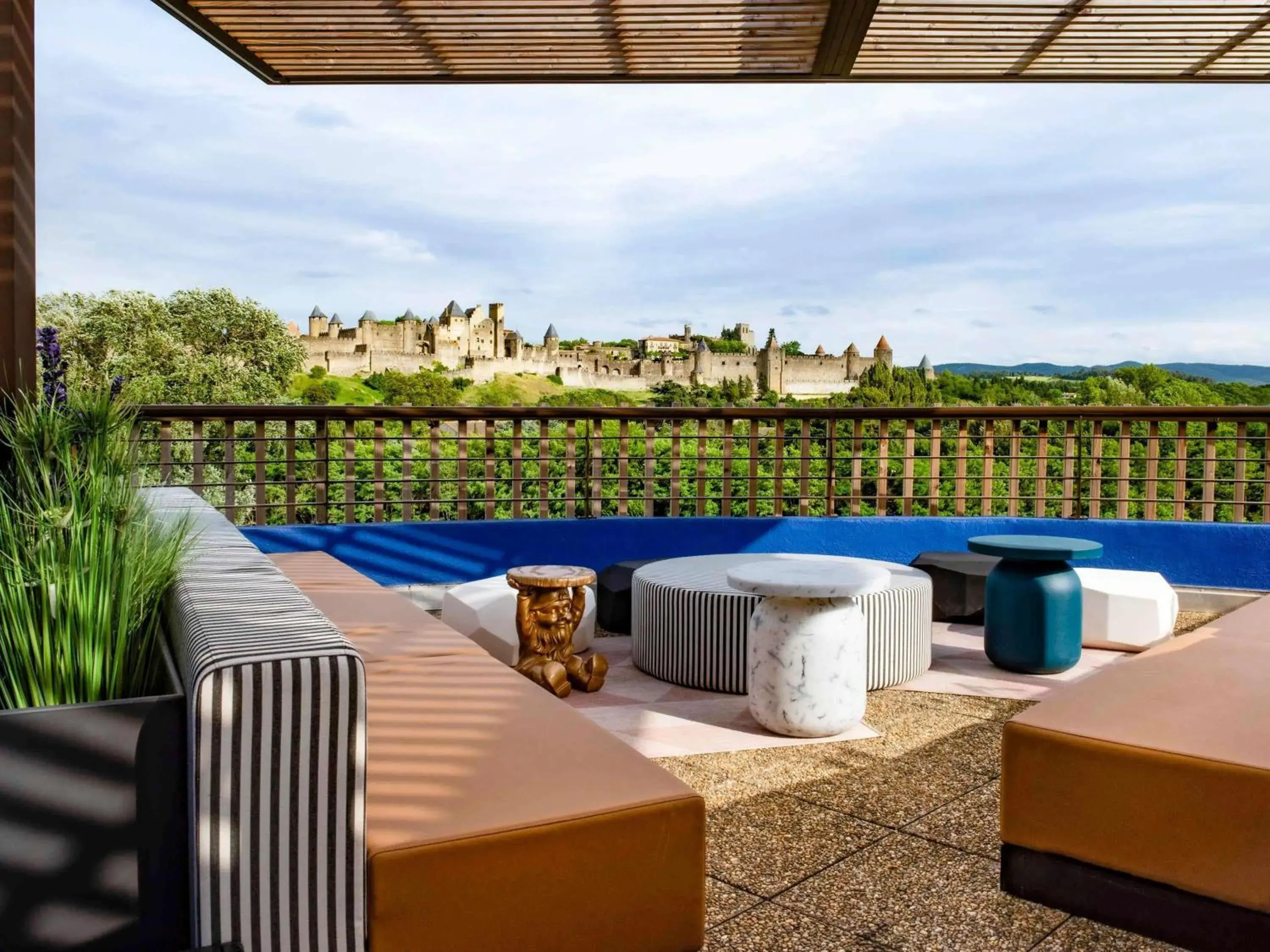 Property building in Tribe Carcassonne Property building in Tribe Carcassonne