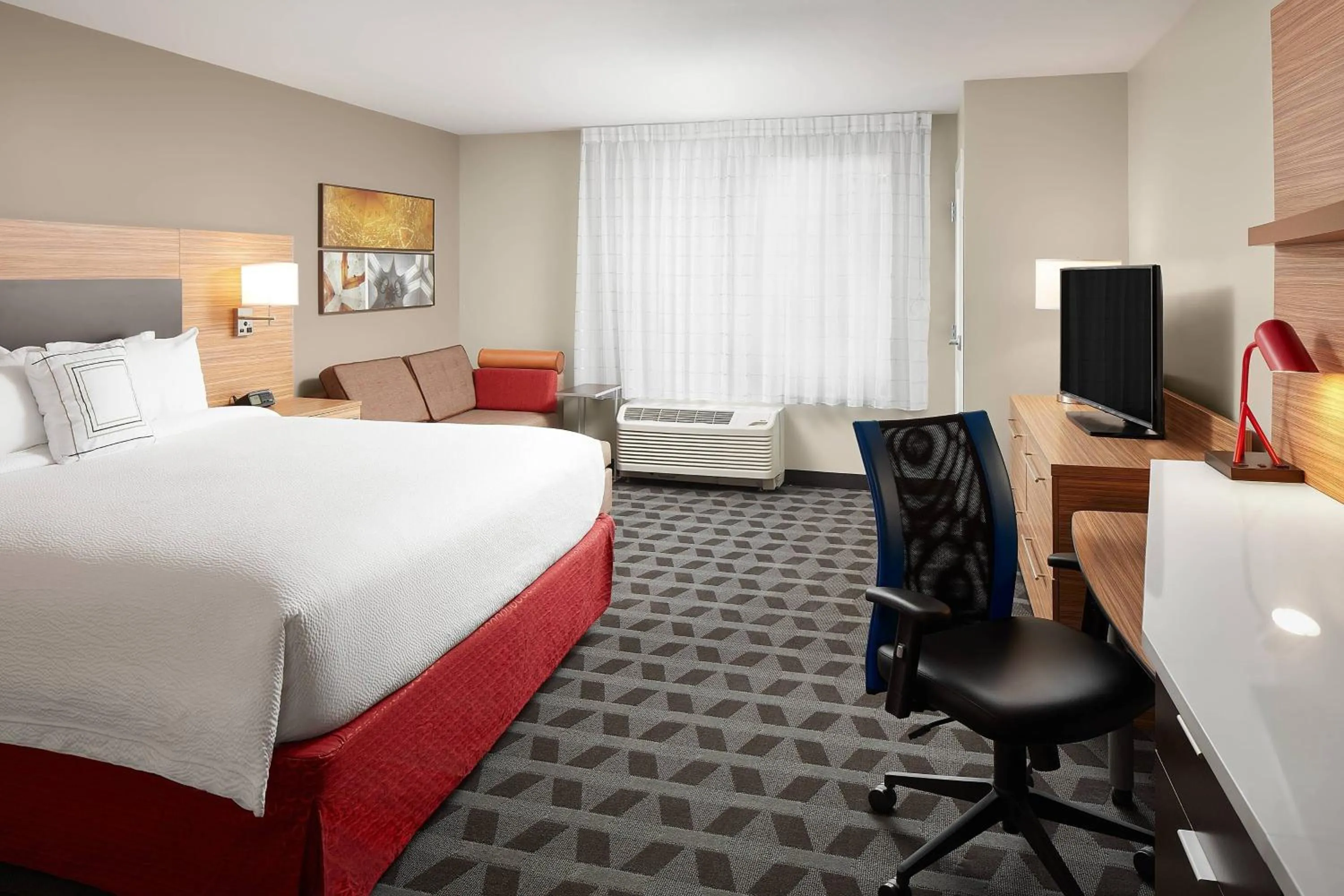 Bedroom, Bed in TownePlace Suites by Marriott Danville
