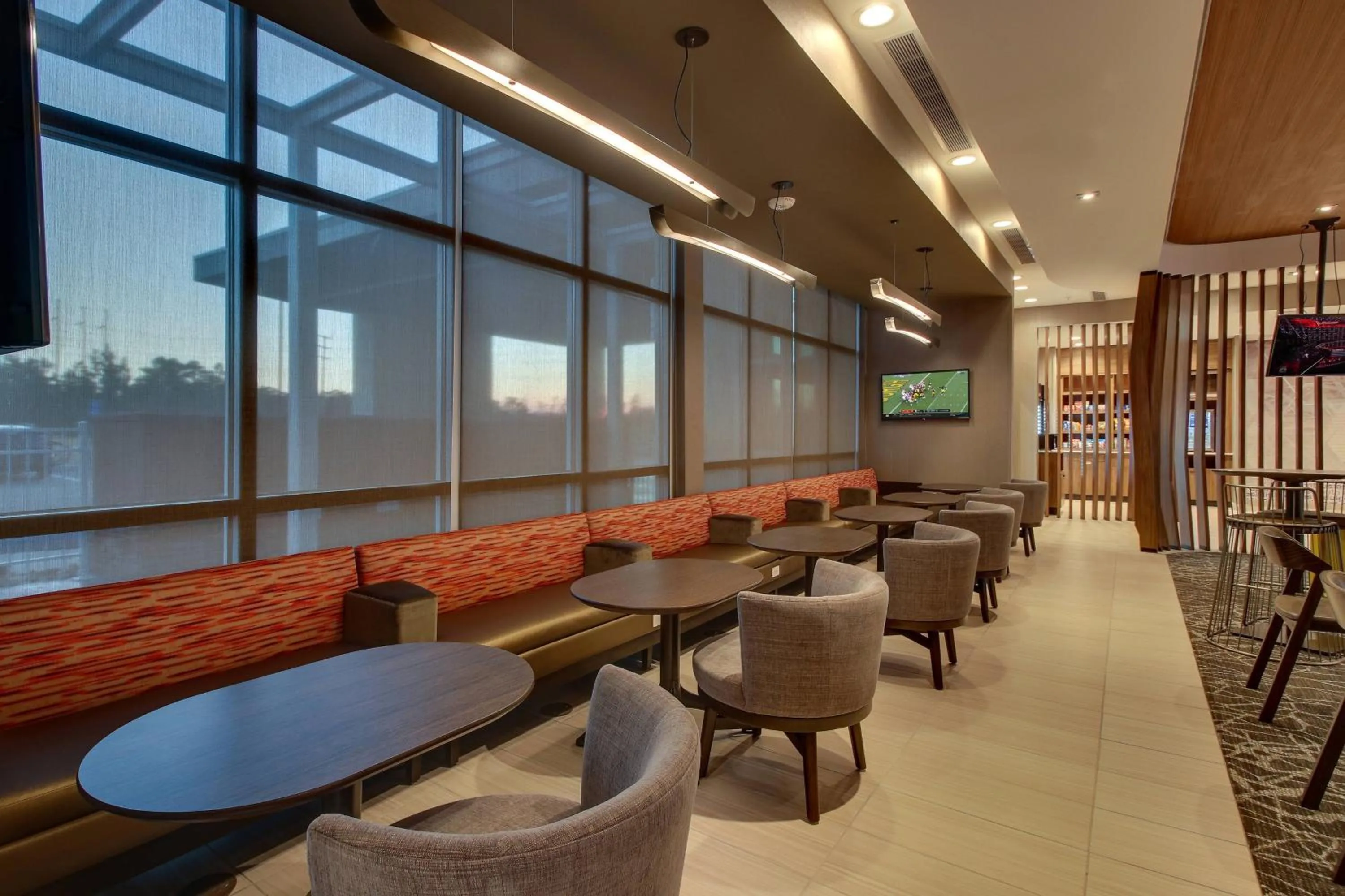 Breakfast in SpringHill Suites by Marriott Gulfport I-10