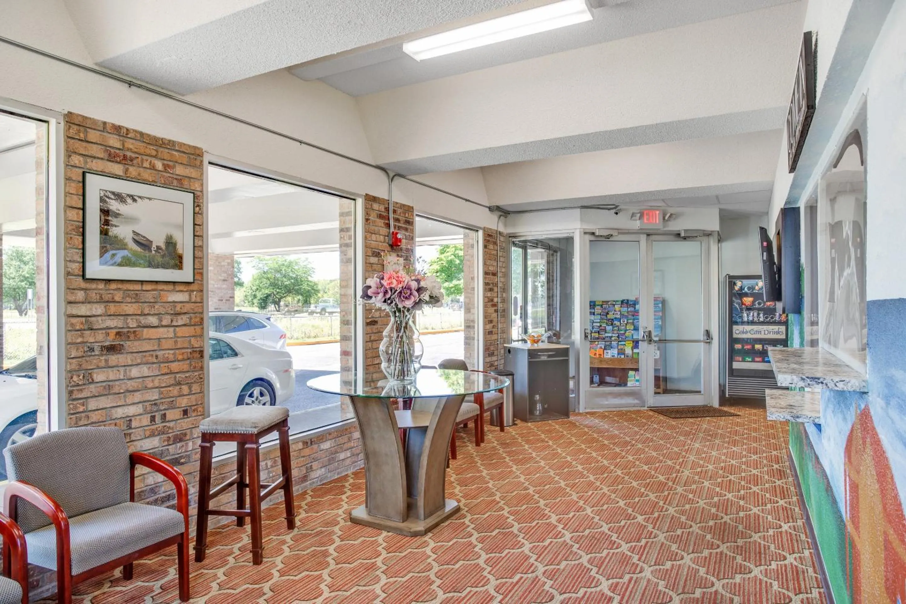 Lobby or reception in OYO Hotel Mona Lake Muskegon