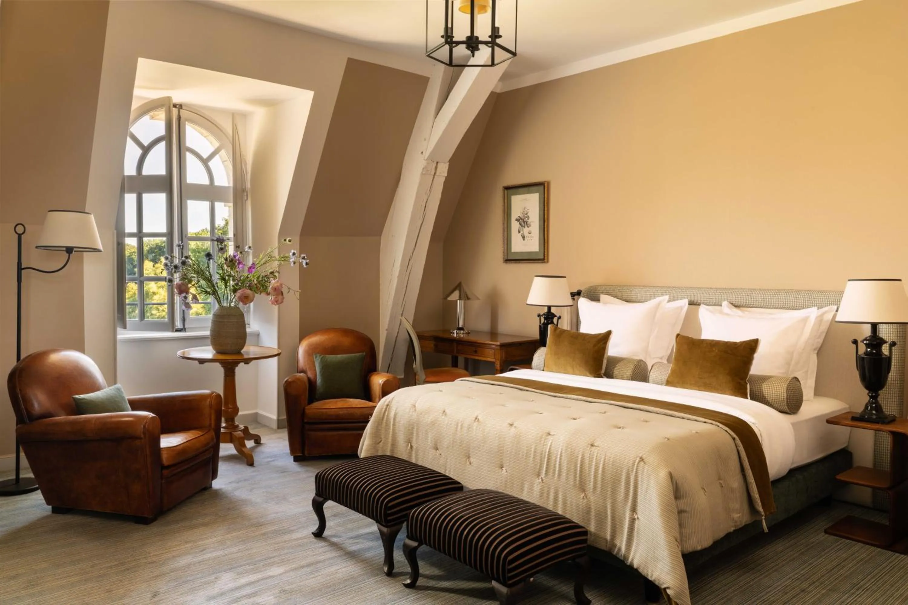 Bed in Château d'Augerville Golf & Spa Resort - TemptingPlaces Collection