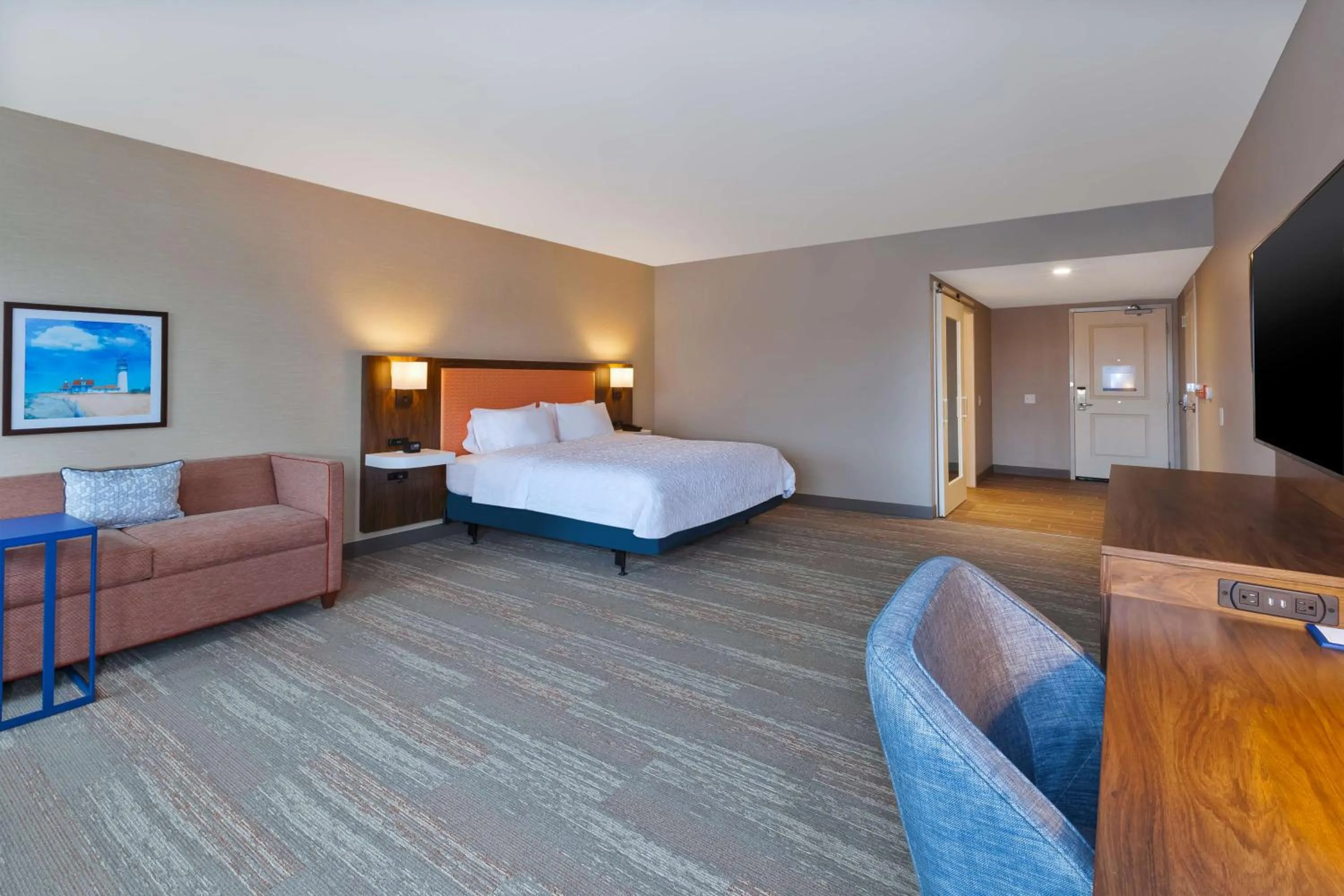 Bedroom, Bed in Hampton Inn Cape Cod Canal