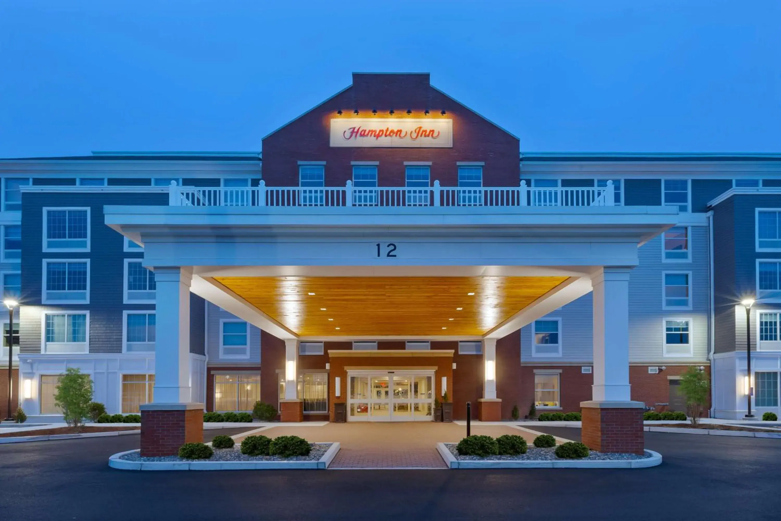 Property building in Hampton Inn Cape Cod Canal Property building in Hampton Inn Cape Cod Canal