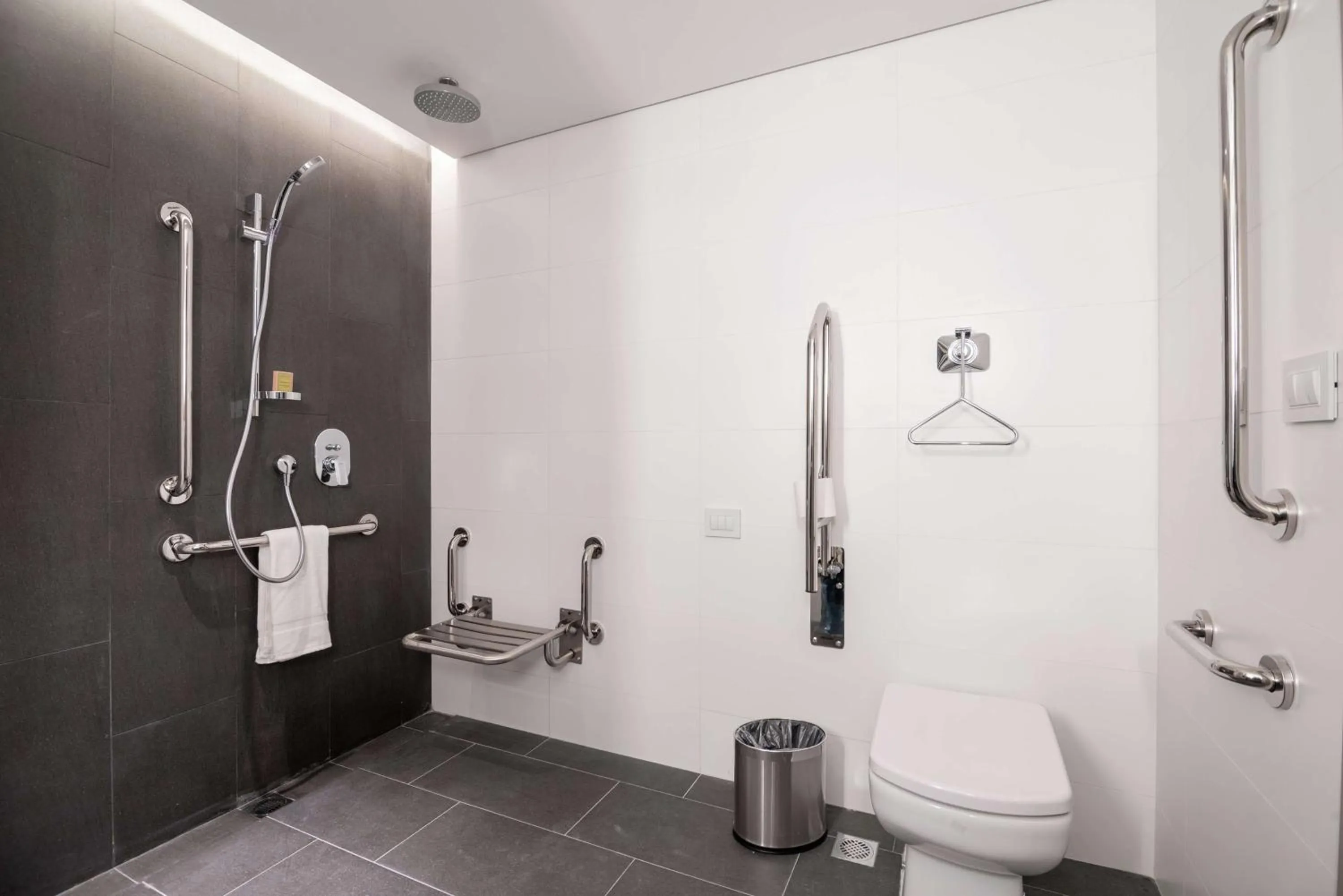 Bathroom in Soro Montevideo, Curio Collection By Hilton