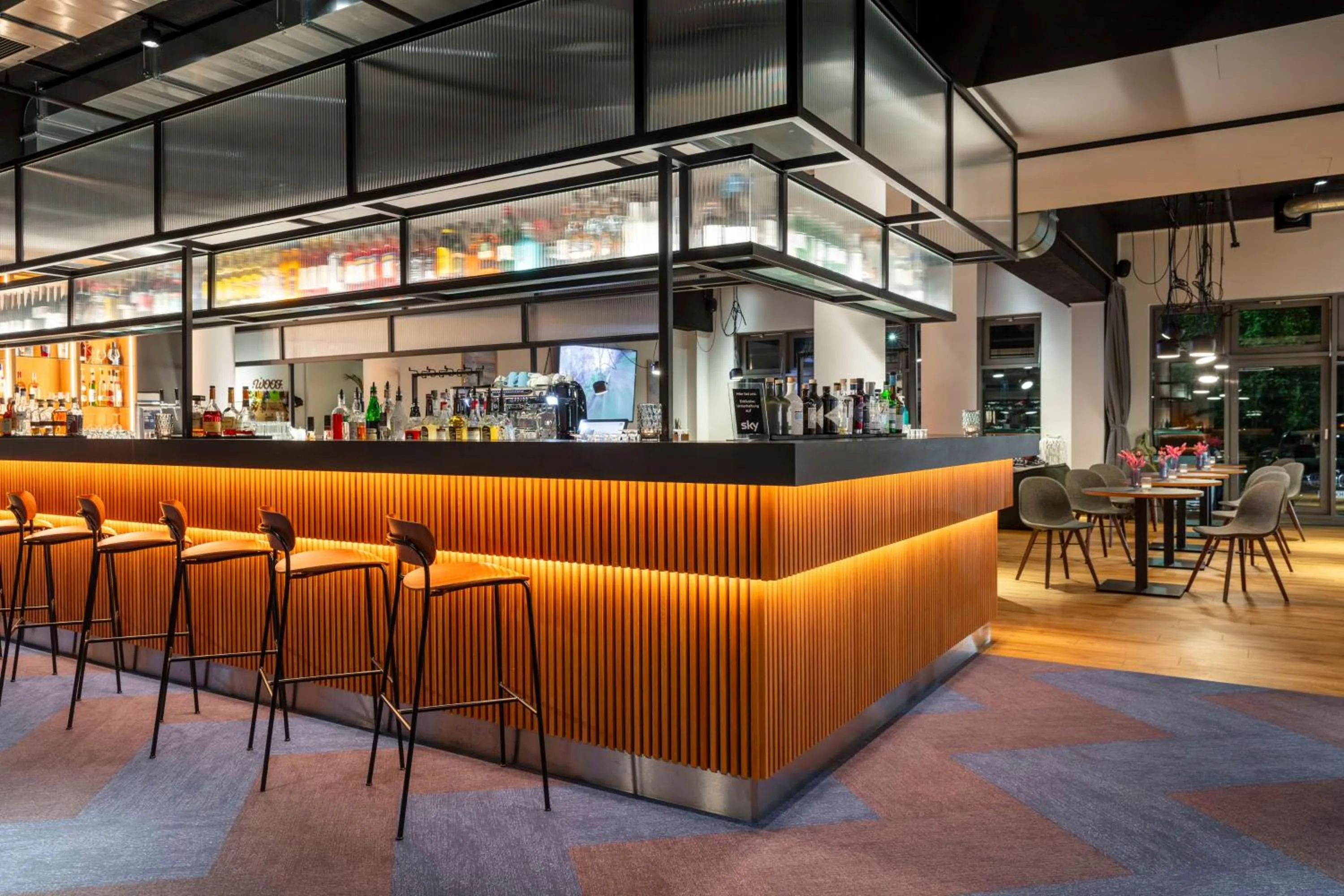 Lounge or bar in Park Inn By Radisson Wismar