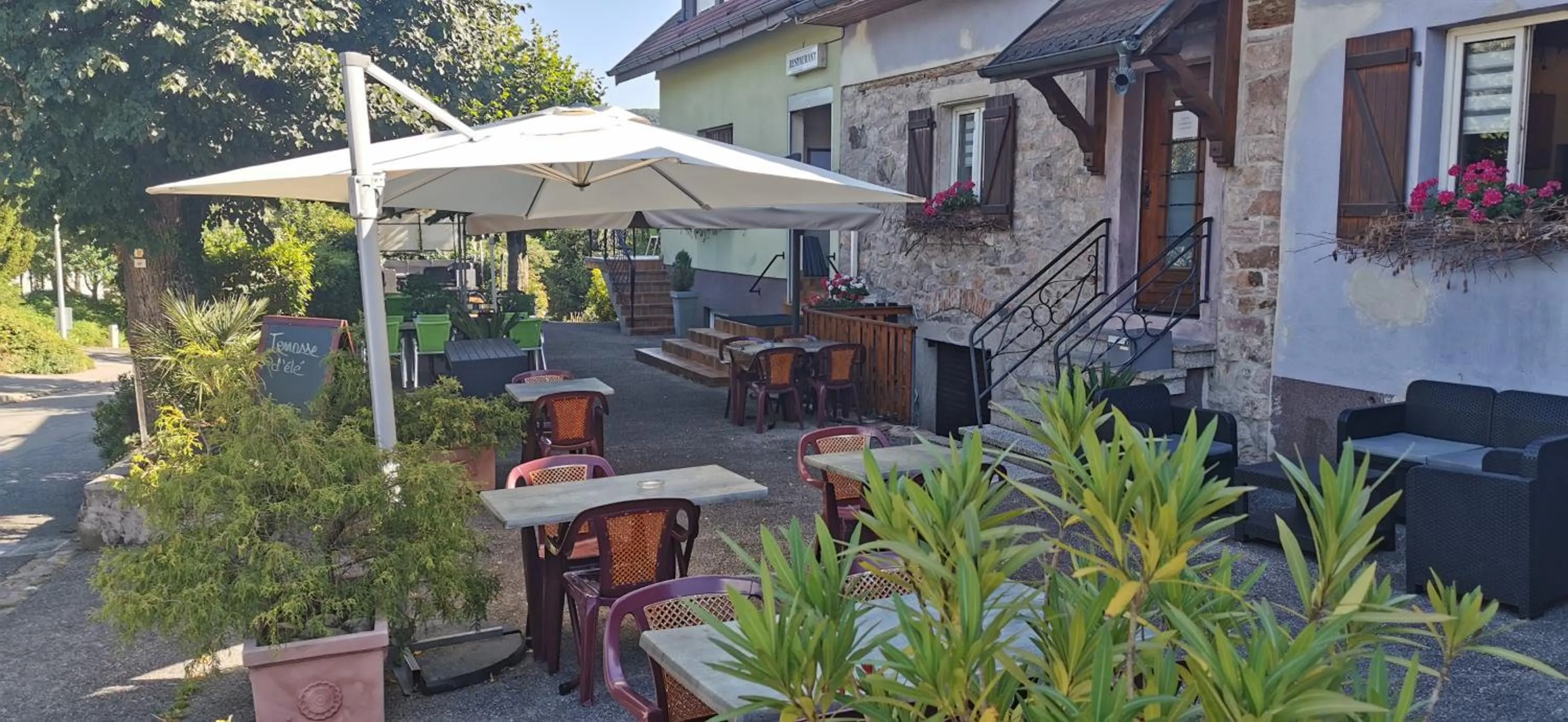 Patio in A l'Arbre Vert